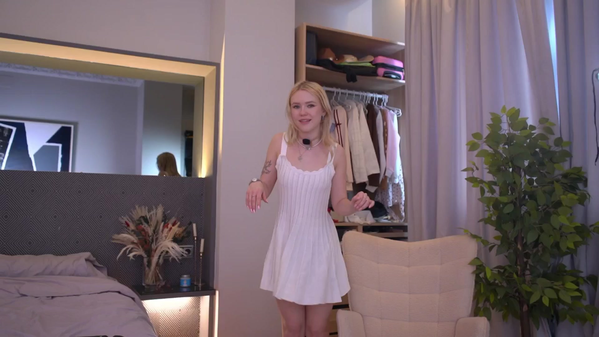 Gallery image thumbnail from AleksaLore's myfreecams stream on, 03/21/2026, 09:08 image 2 of 20