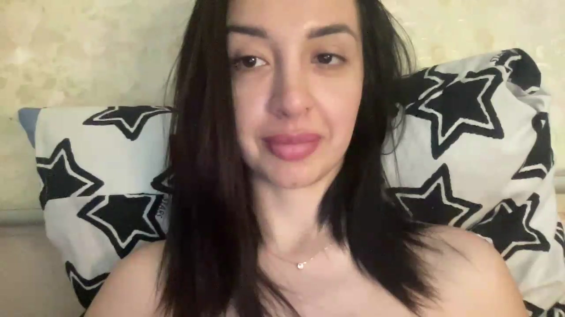 Gallery image thumbnail from AleksaVinci's myfreecams stream on, 07/08/2026, 09:36 image 6 of 20