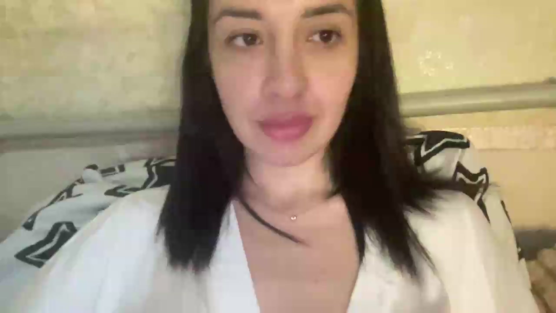 Gallery image thumbnail from AleksaVinci's myfreecams stream on, 07/10/2026, 11:51 image 11 of 20
