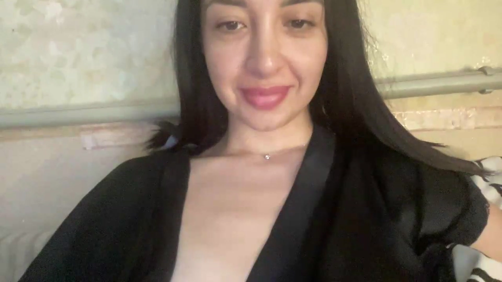 Gallery image thumbnail from AleksaVinci's myfreecams stream on, 07/16/2026, 11:46 image 3 of 20