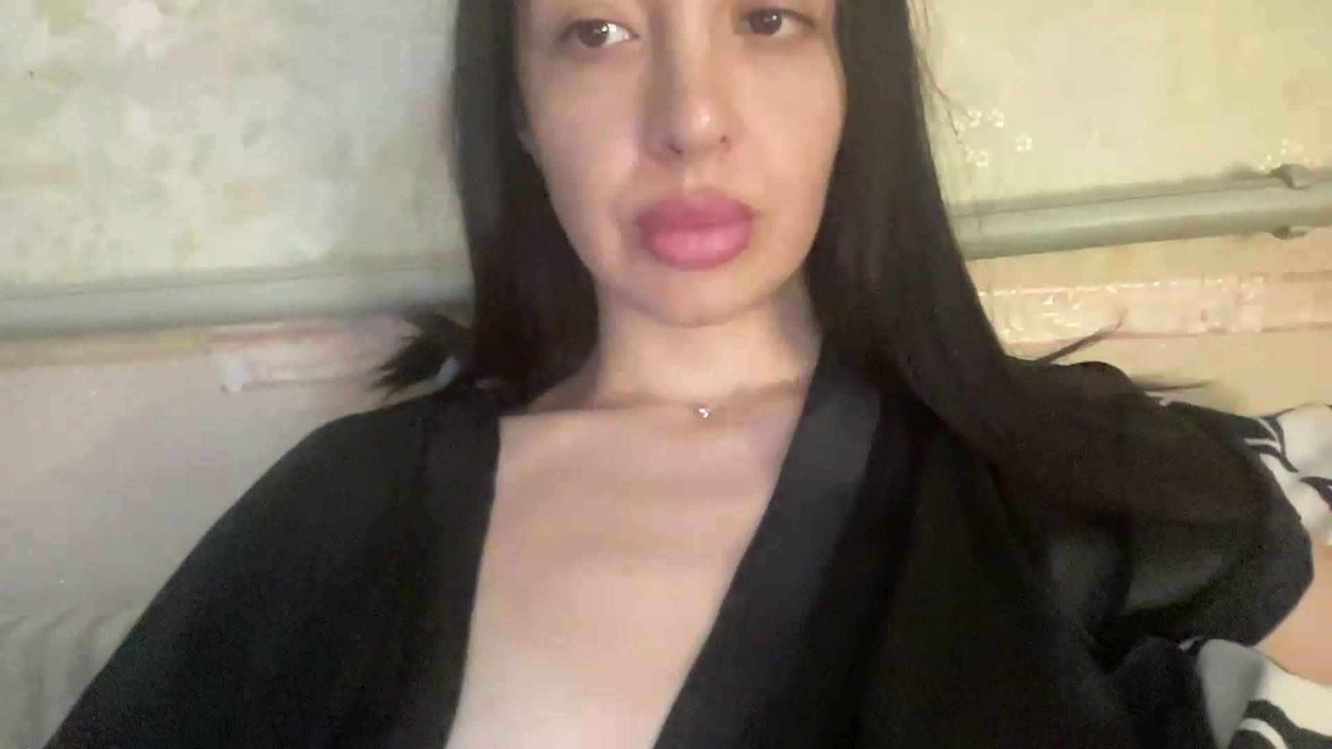 Gallery image thumbnail from AleksaVinci's myfreecams stream on, 07/16/2026, 11:46 image 8 of 20