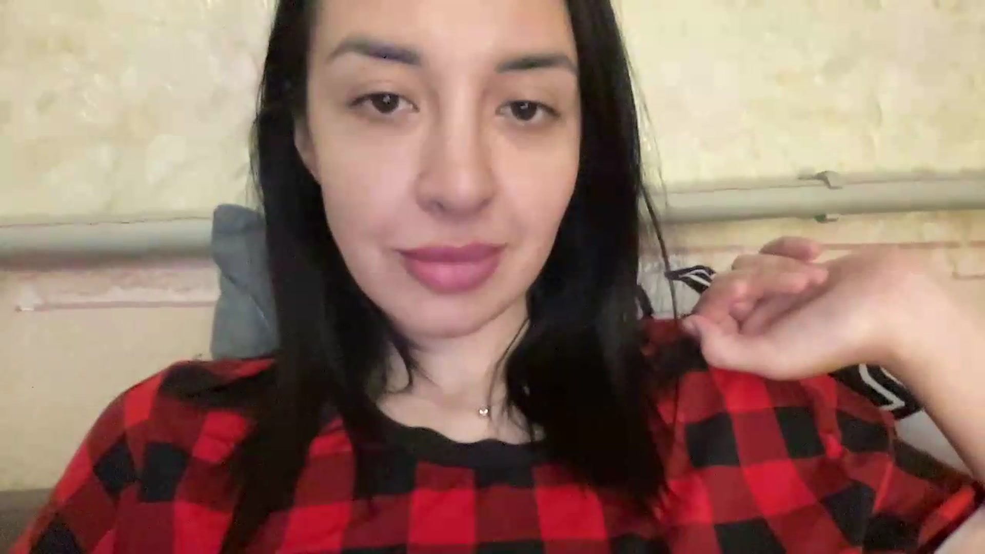 Gallery image thumbnail from AleksaVinci's myfreecams stream on, 07/19/2026, 14:22 image 19 of 20