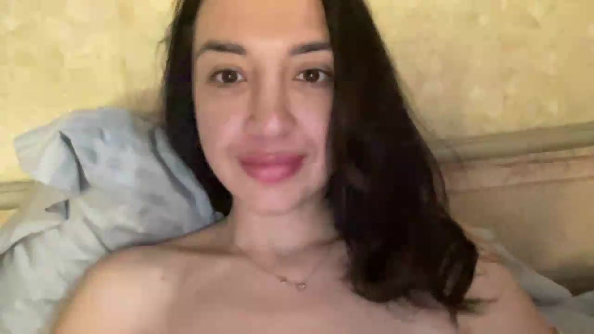 Gallery image thumbnail from AleksaVinci's myfreecams stream on, 07/26/2026, 10:56 image 16 of 20
