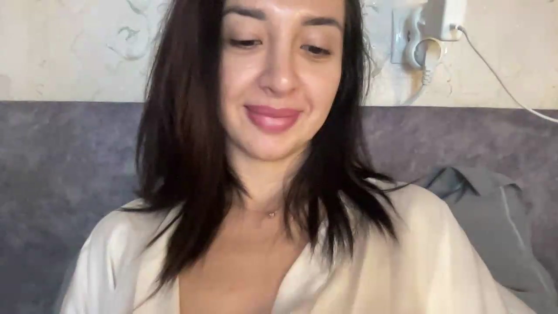 Gallery image thumbnail from AleksaVinci's myfreecams stream on, 07/30/2026, 12:01 image 12 of 20