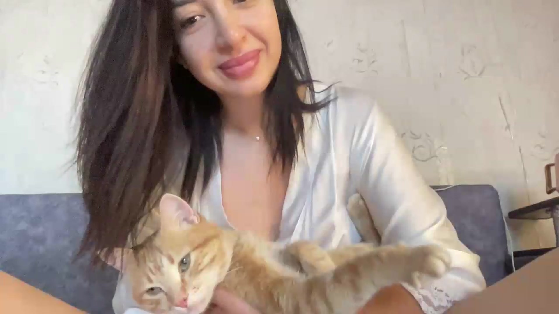 Gallery image thumbnail from AleksaVinci's myfreecams stream on, 07/30/2026, 12:01 image 16 of 20