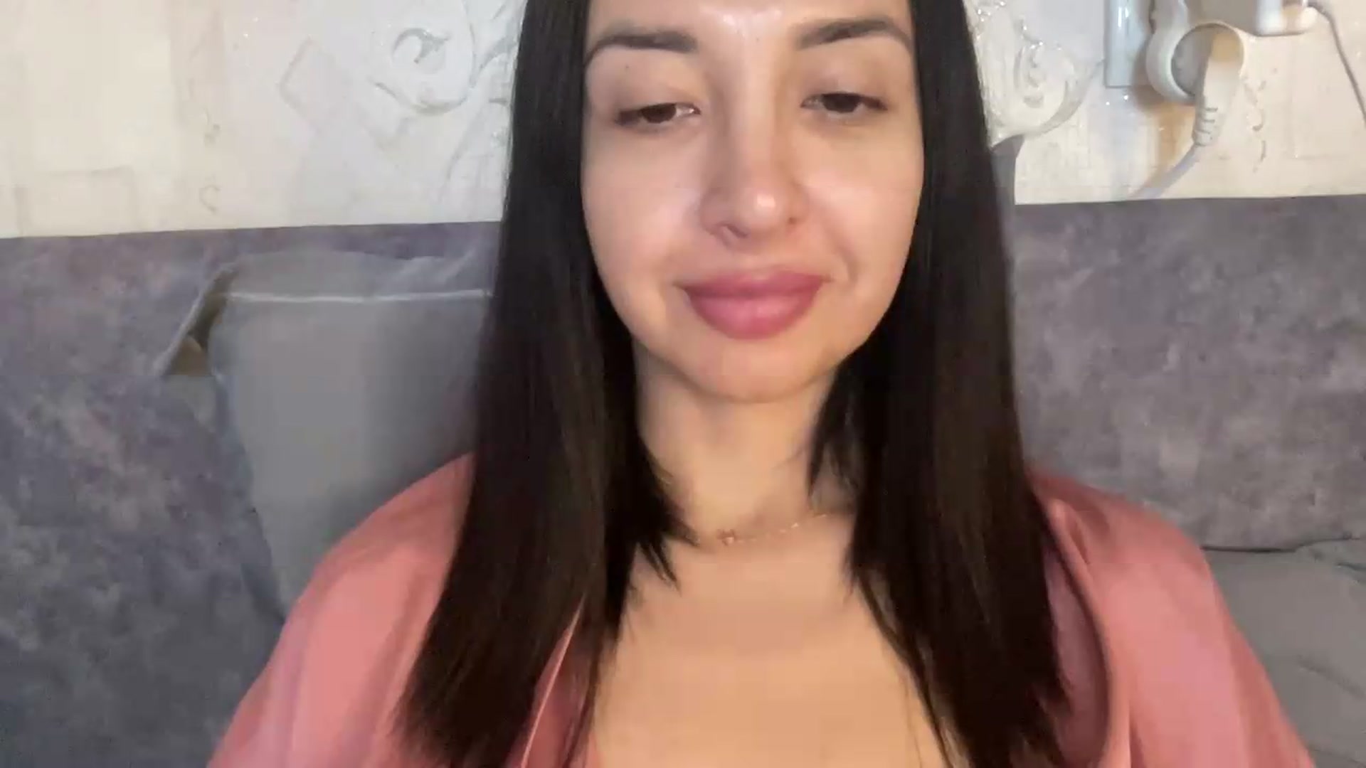 Gallery image thumbnail from AleksaVinci's myfreecams stream on, 07/31/2026, 11:27 image 9 of 20