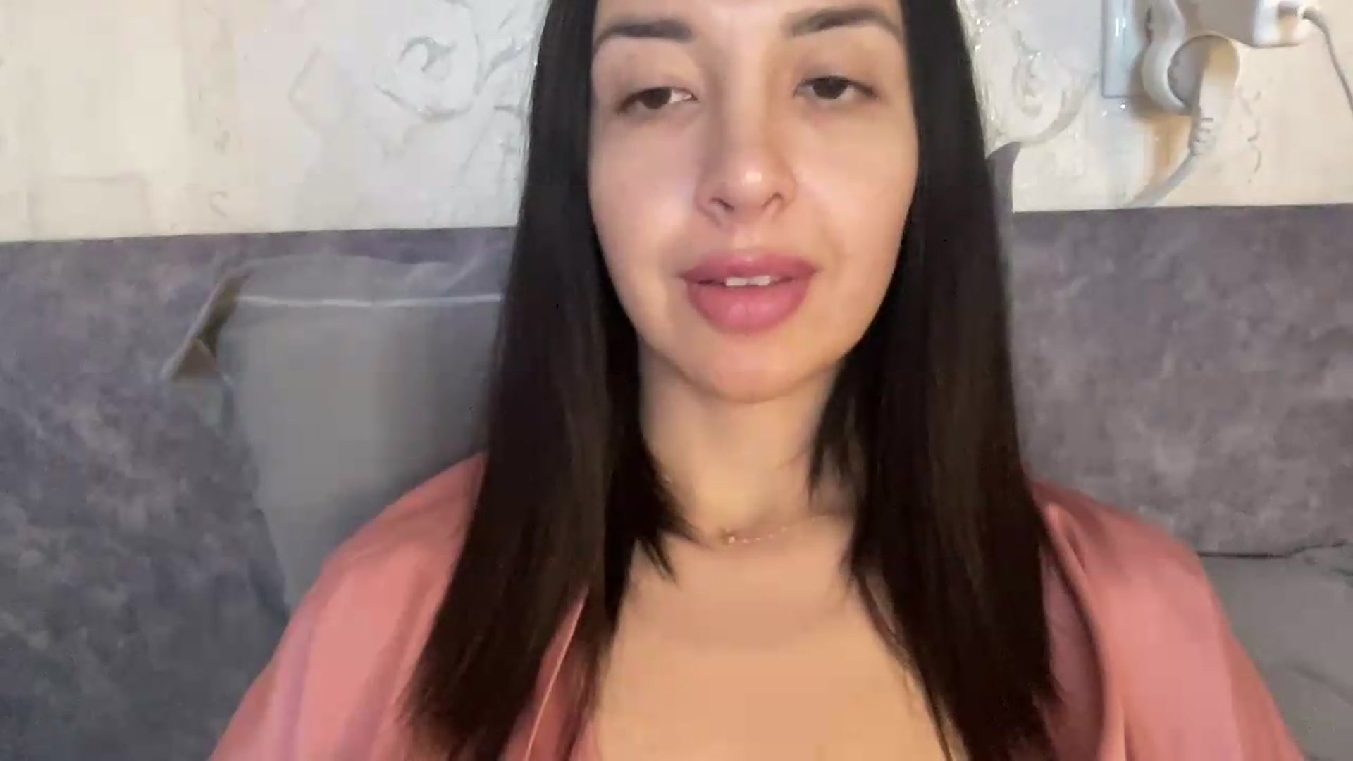 Gallery image thumbnail from AleksaVinci's myfreecams stream on, 07/31/2026, 11:27 image 10 of 20