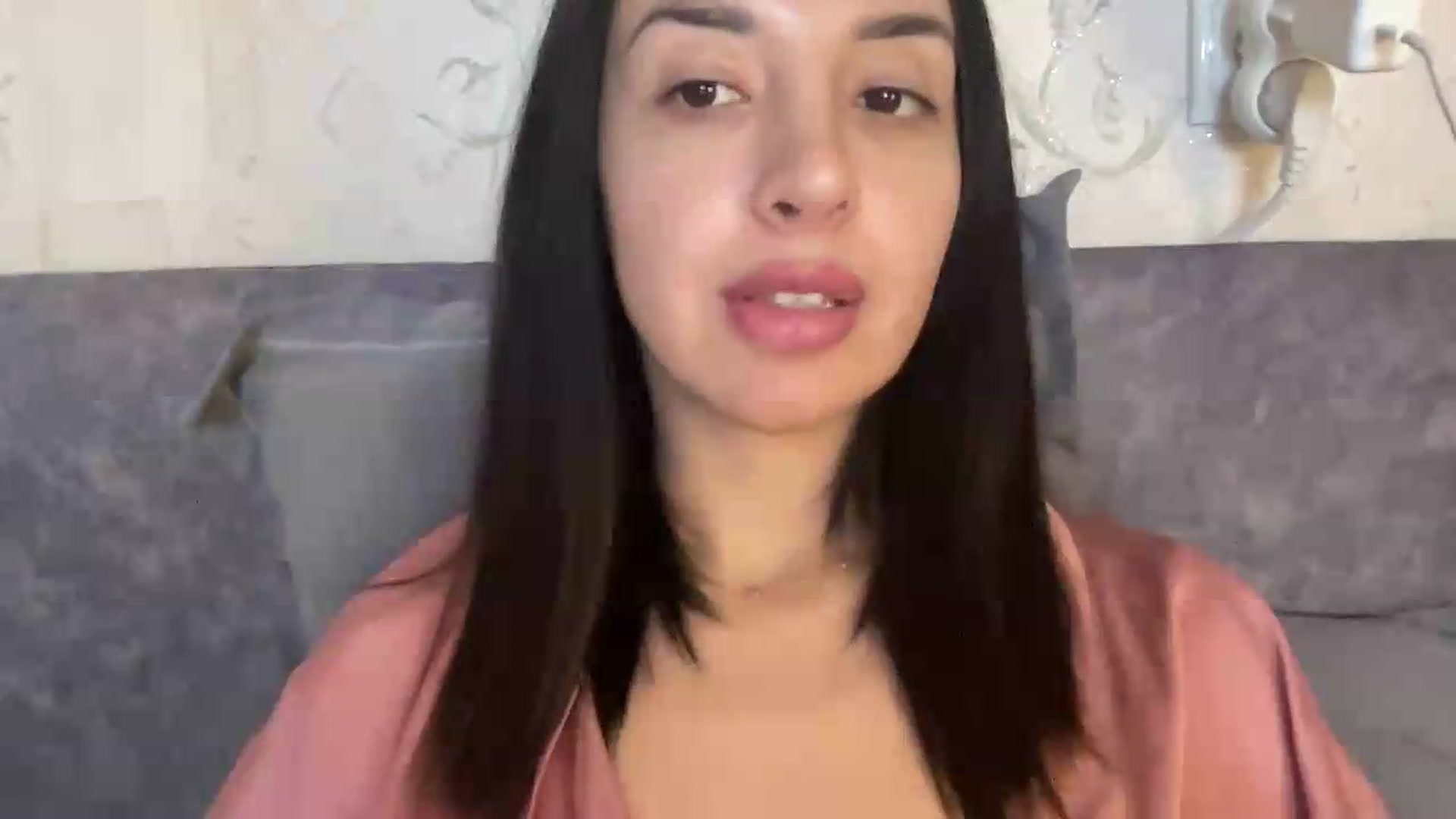 Gallery image thumbnail from AleksaVinci's myfreecams stream on, 07/31/2026, 11:27 image 2 of 20