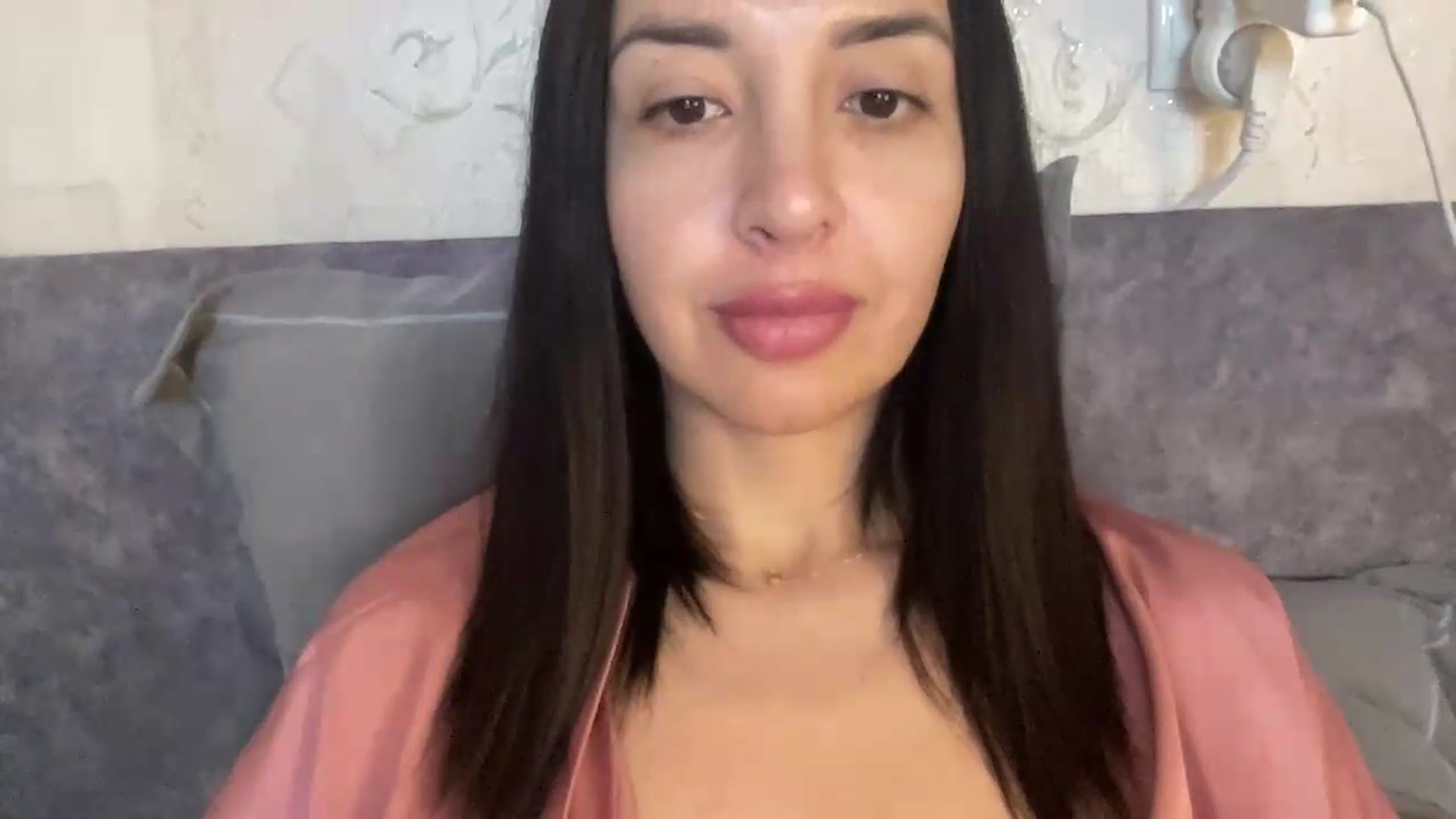 Gallery image thumbnail from AleksaVinci's myfreecams stream on, 07/31/2026, 11:27 image 19 of 20