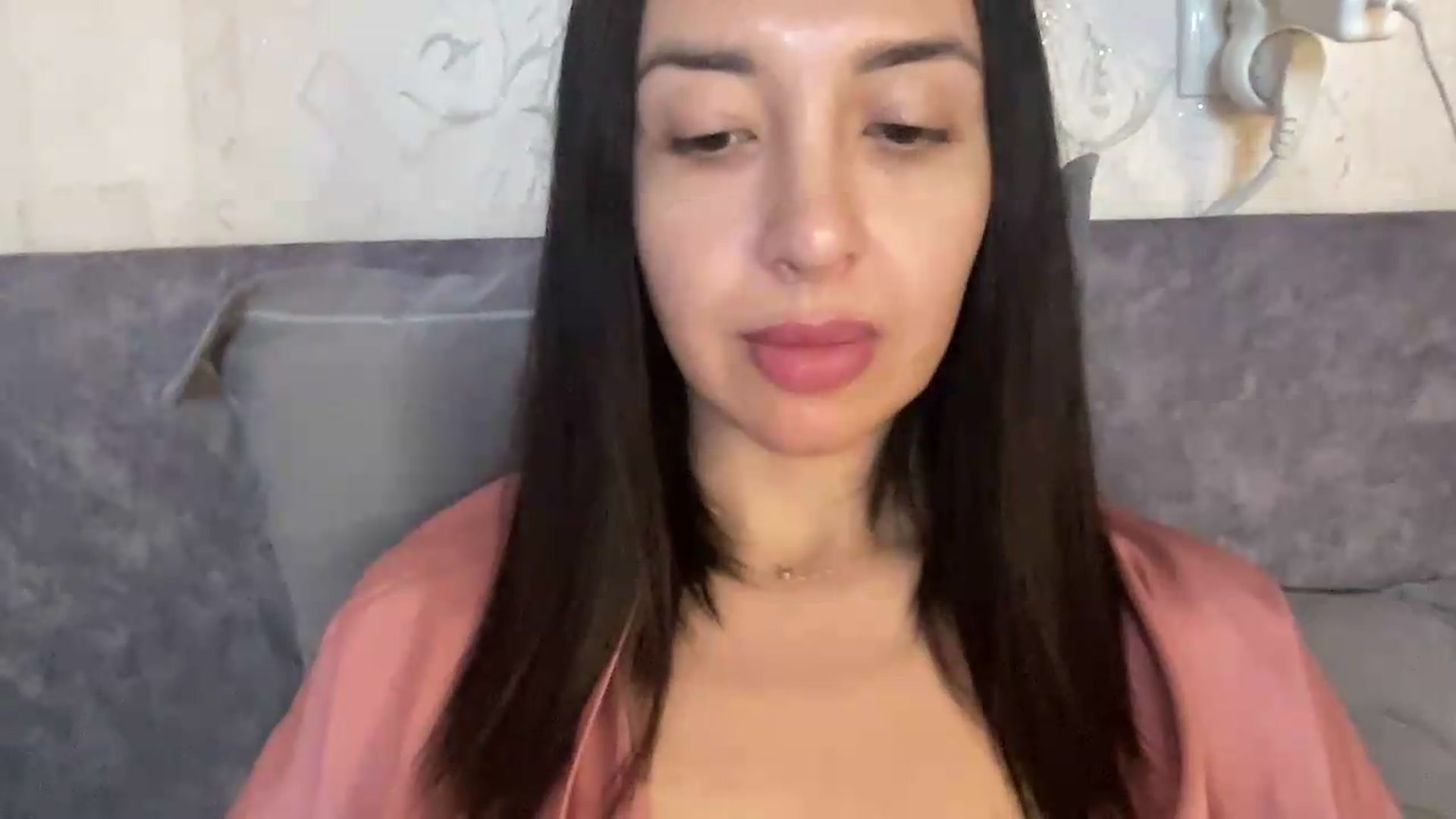 Gallery image thumbnail from AleksaVinci's myfreecams stream on, 07/31/2026, 11:27 image 14 of 20