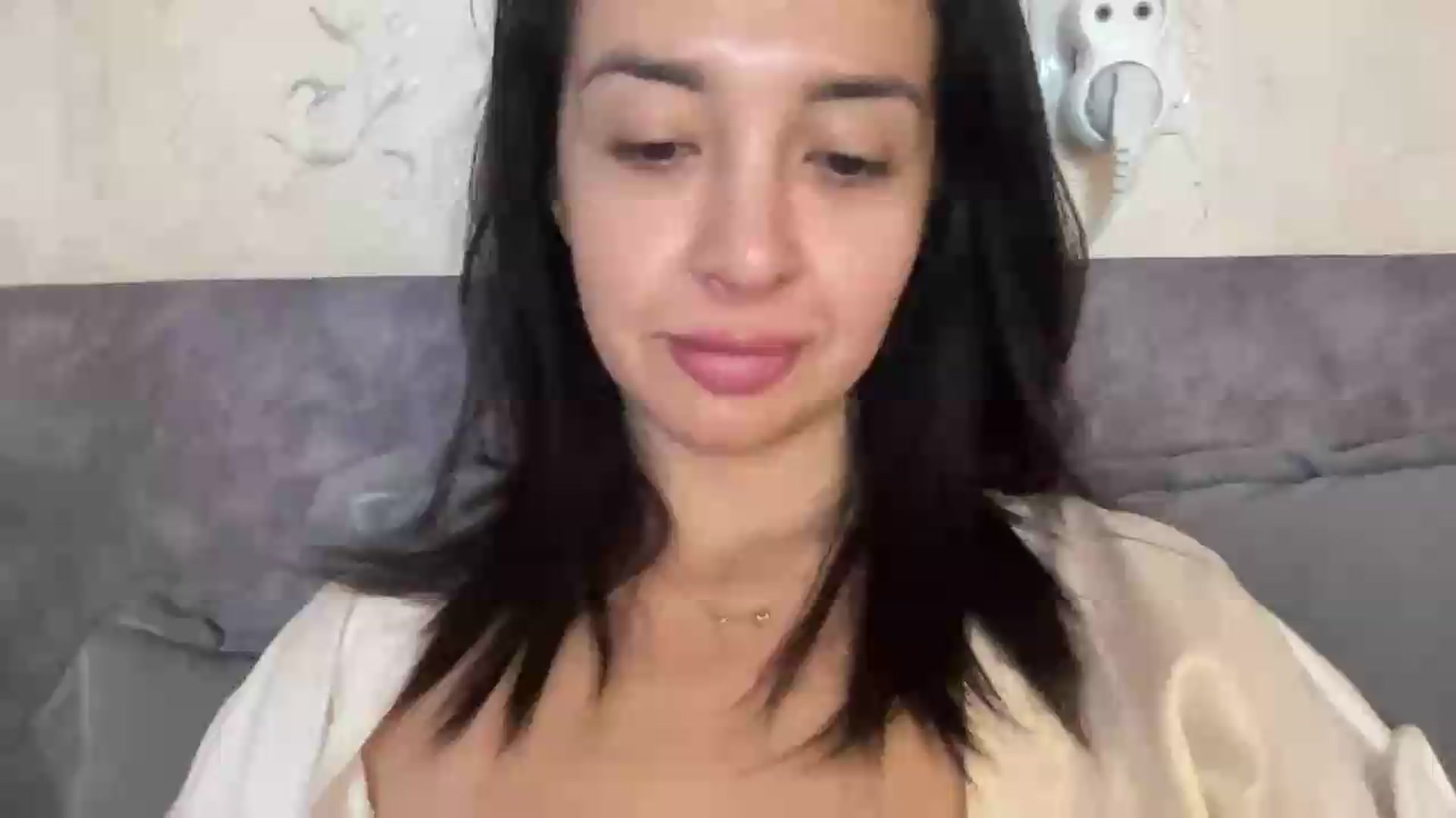 Gallery image thumbnail from AleksaVinci's myfreecams stream on, 08/02/2026, 10:20 image 1 of 20