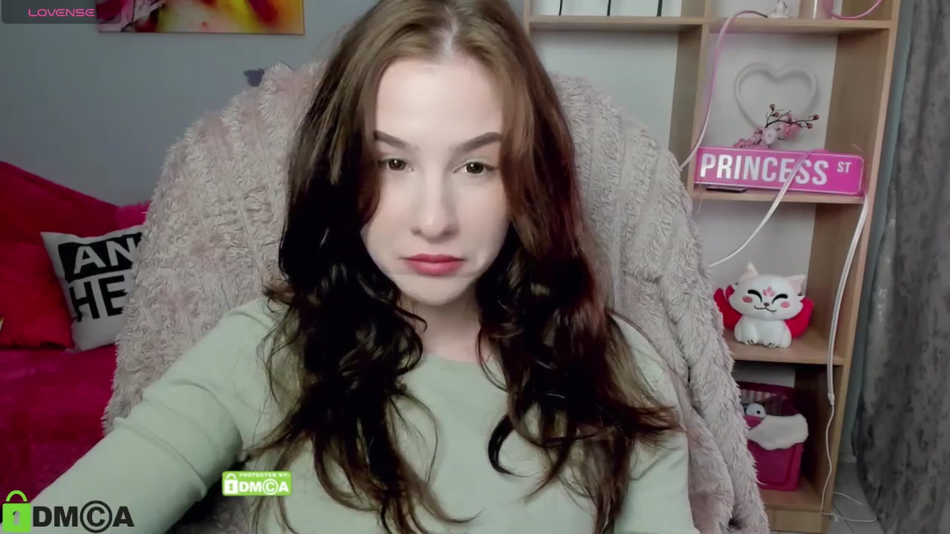 Gallery image thumbnail from Aleksa_Light's myfreecams stream on, 11/13/2025, 10:02 image 12 of 20