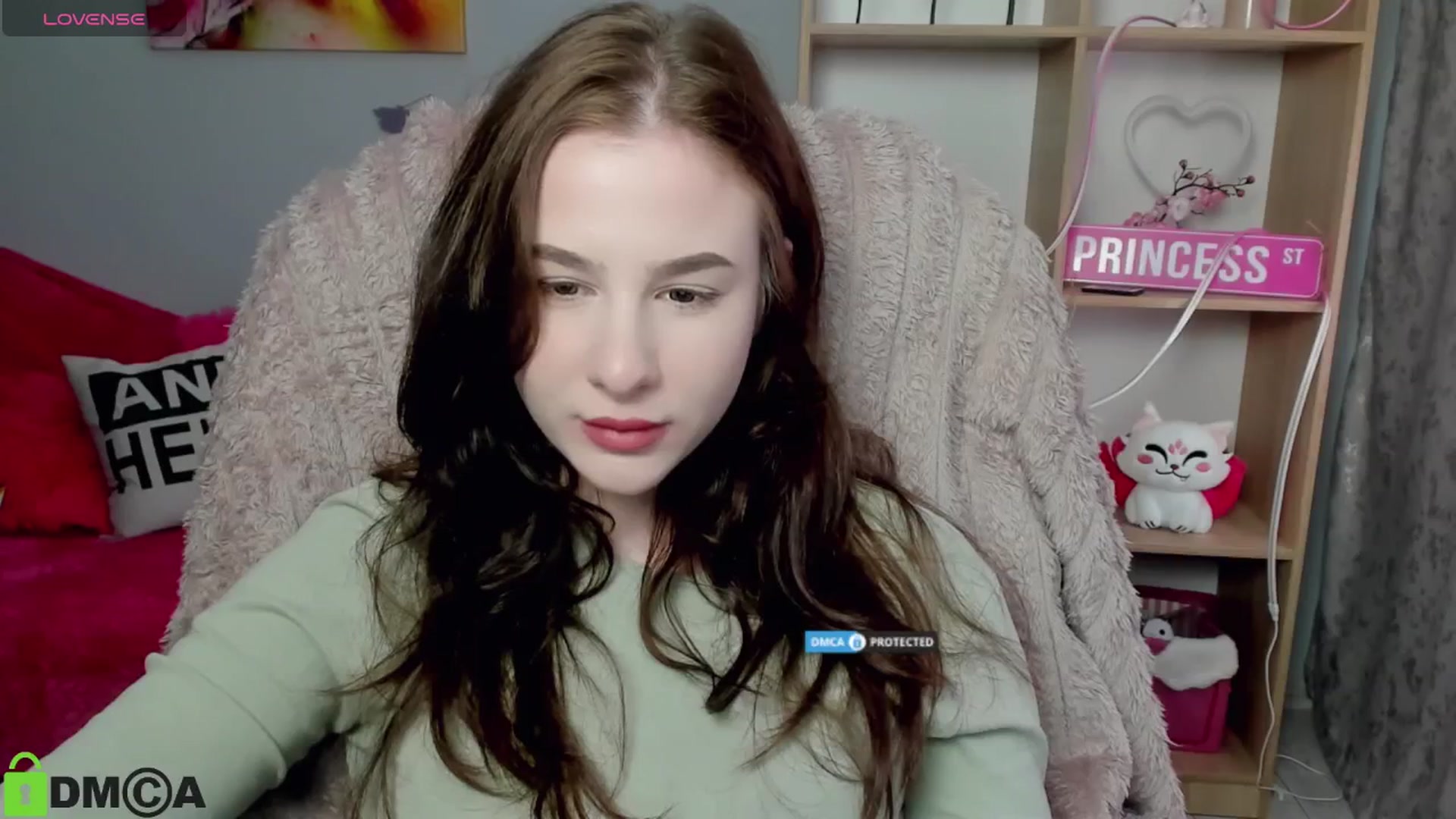 Gallery image thumbnail from Aleksa_Light's myfreecams stream on, 11/13/2025, 10:02 image 14 of 20