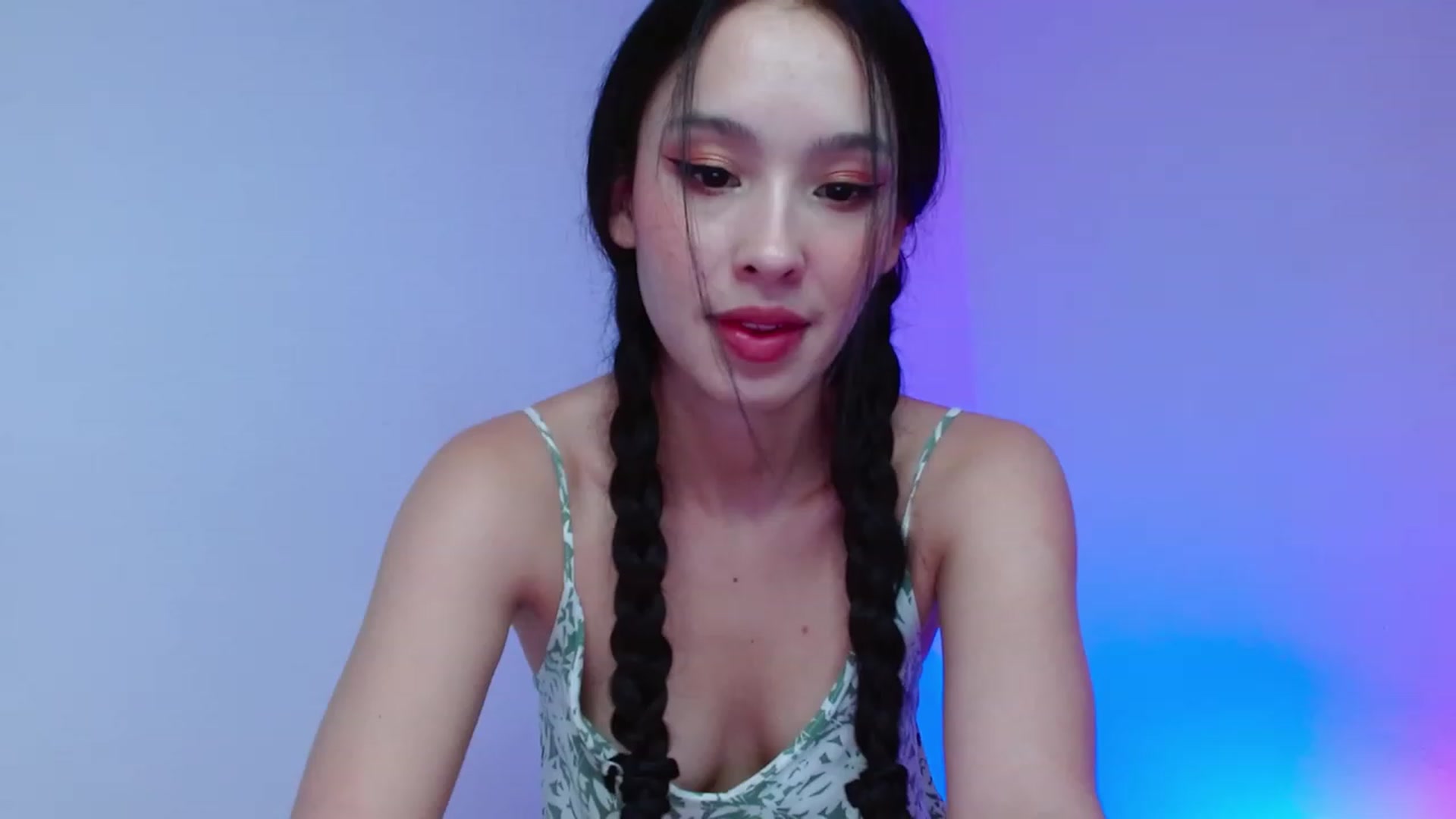 Gallery image thumbnail from Alelelele's myfreecams stream on, 02/01/2023, 05:09 image 15 of 20