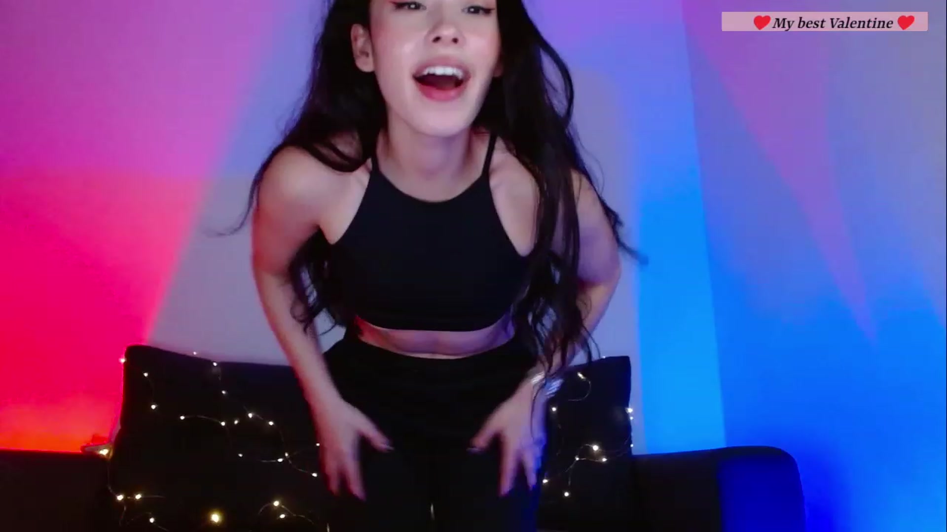 Gallery image thumbnail from Alelelele's myfreecams stream on, 02/20/2023, 16:00 image 12 of 20