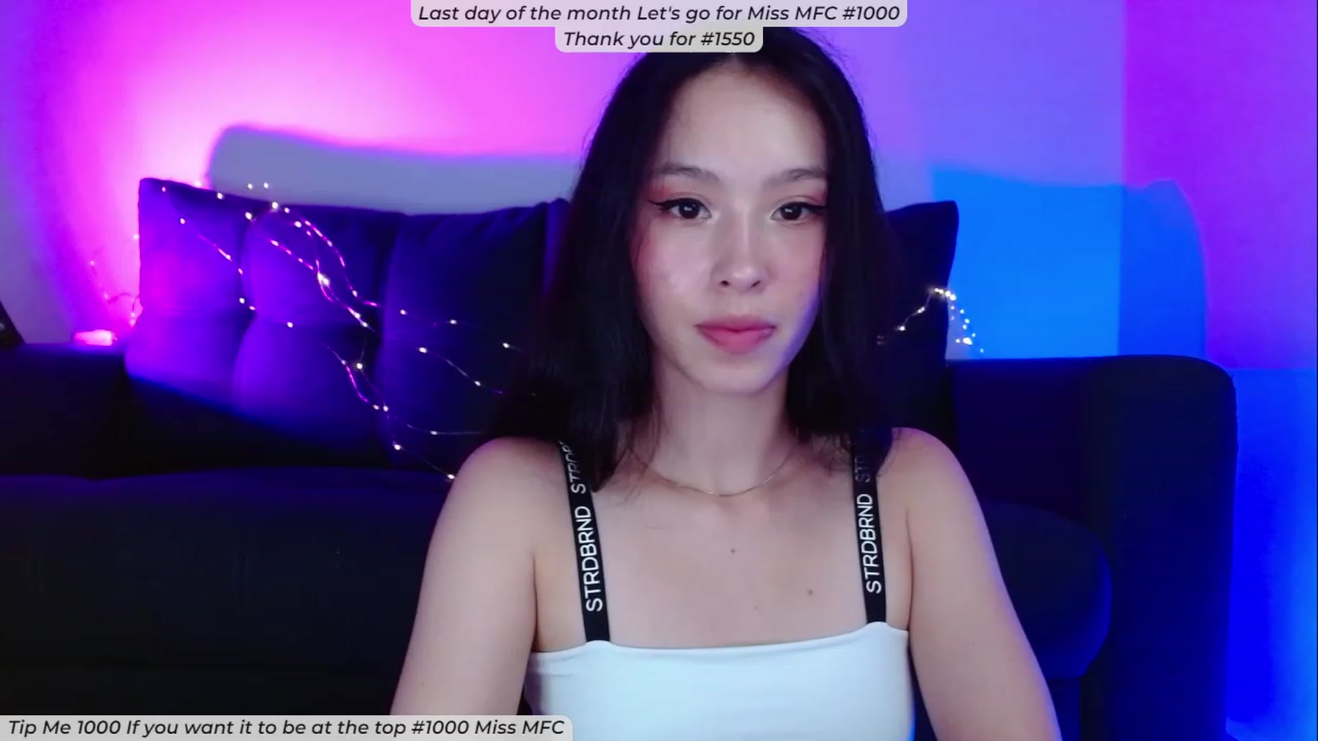 Gallery image thumbnail from Alelelele's myfreecams stream on, 02/28/2023, 17:39 image 8 of 20
