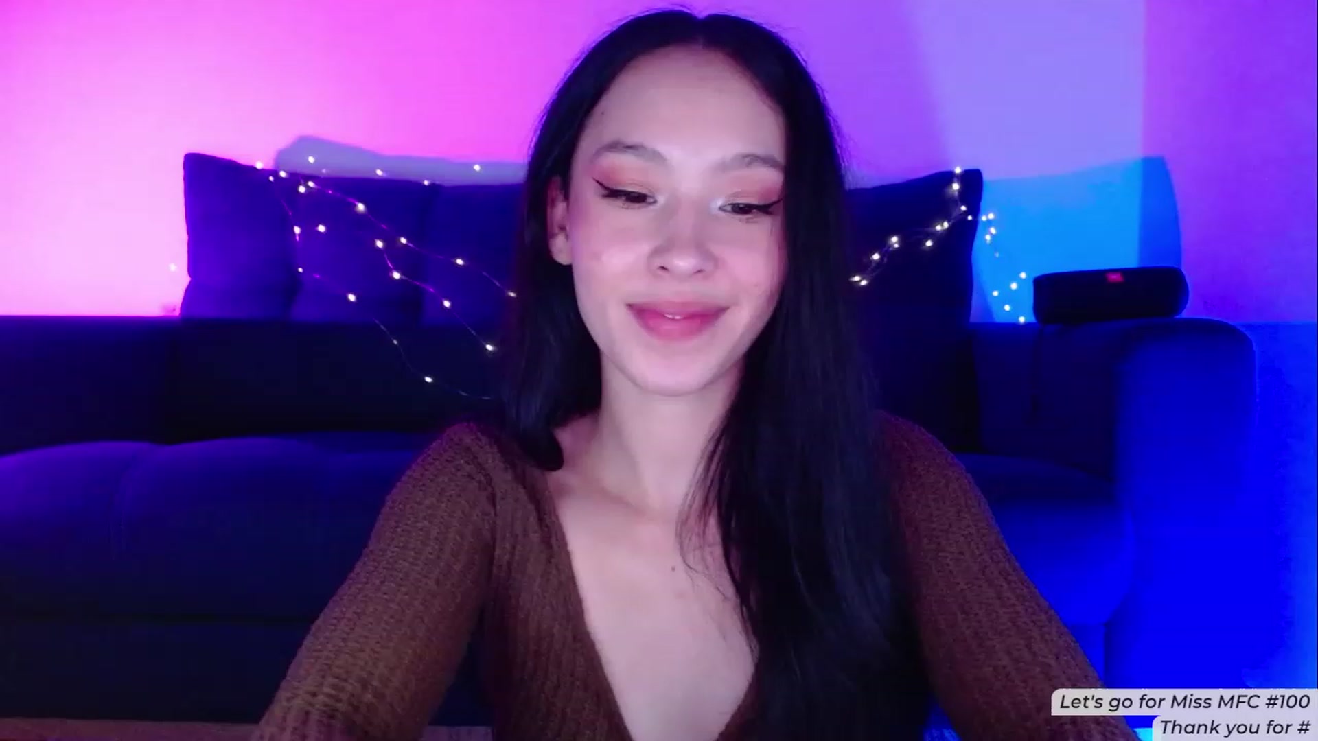 Gallery image thumbnail from Alelelele's myfreecams stream on, 03/01/2023, 16:39 image 3 of 20