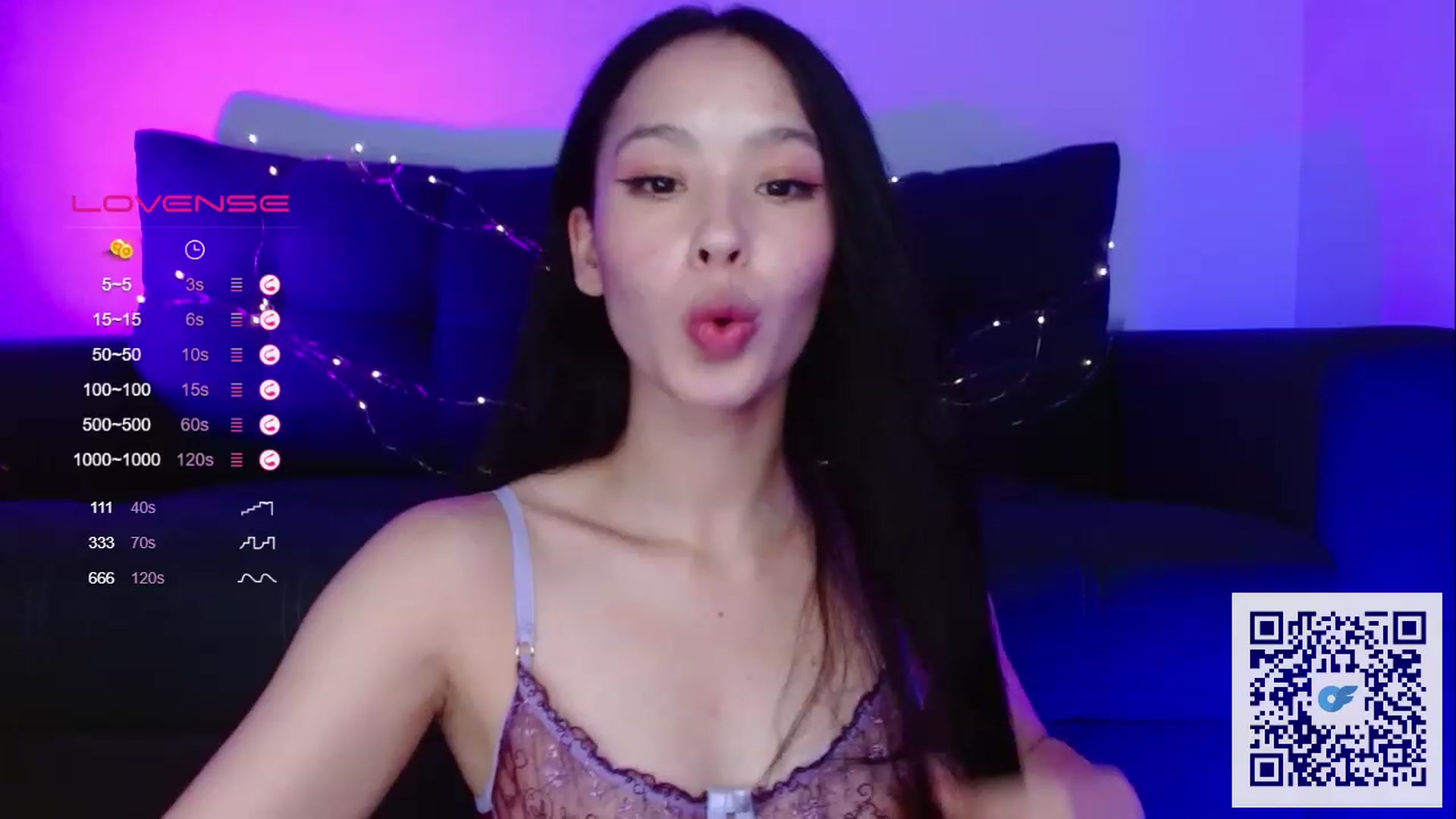 Gallery image thumbnail from Alelelele's myfreecams stream on, 04/17/2023, 04:01 image 6 of 20