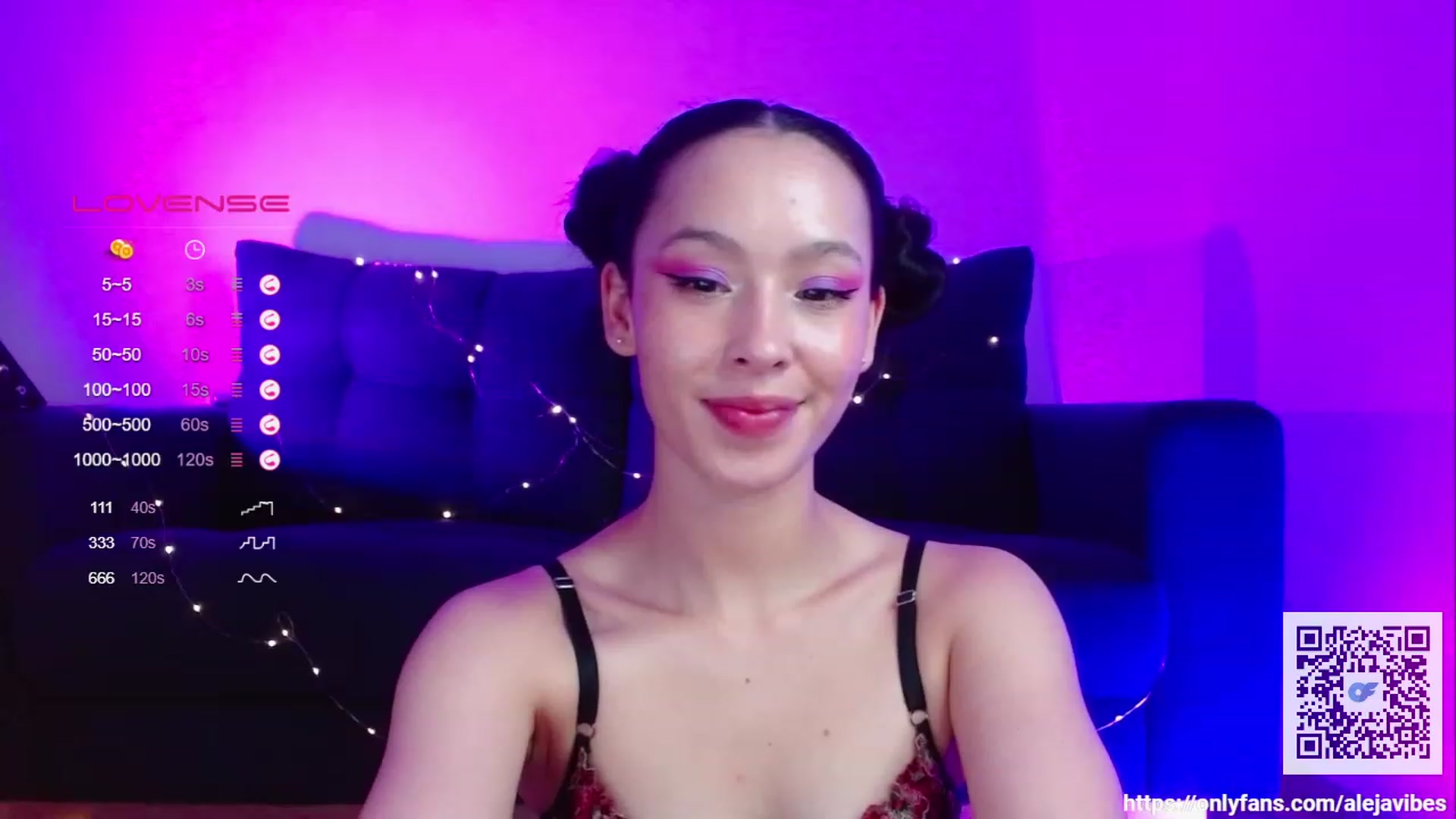 Gallery image thumbnail from Alelelele's myfreecams stream on, 04/19/2023, 08:04 image 8 of 20