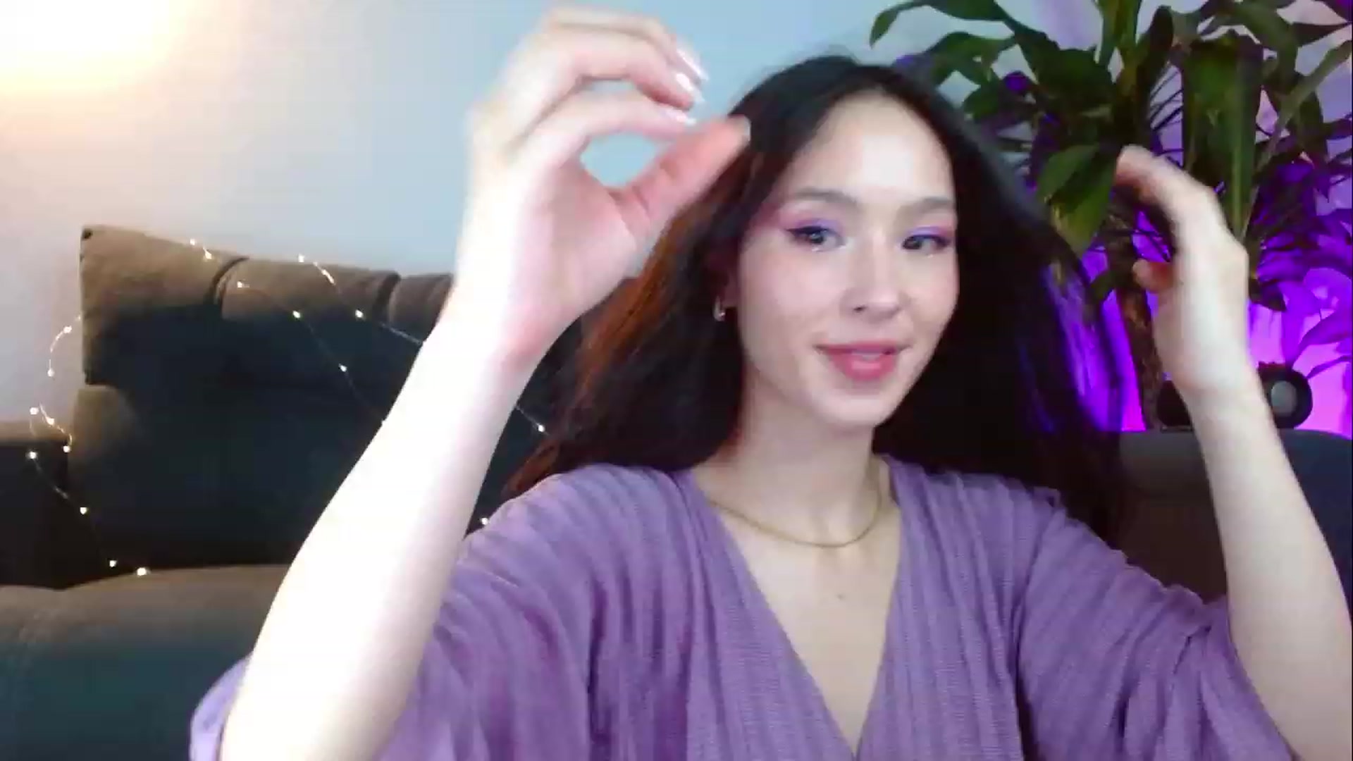 Gallery image thumbnail from Alelelele's myfreecams stream on, 05/09/2023, 03:54 image 14 of 20
