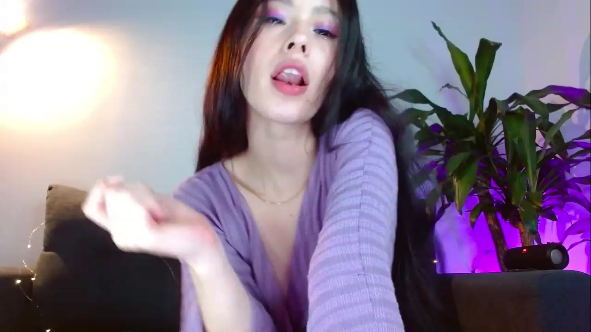 Gallery image thumbnail from Alelelele's myfreecams stream on, 05/09/2023, 03:54 image 13 of 20