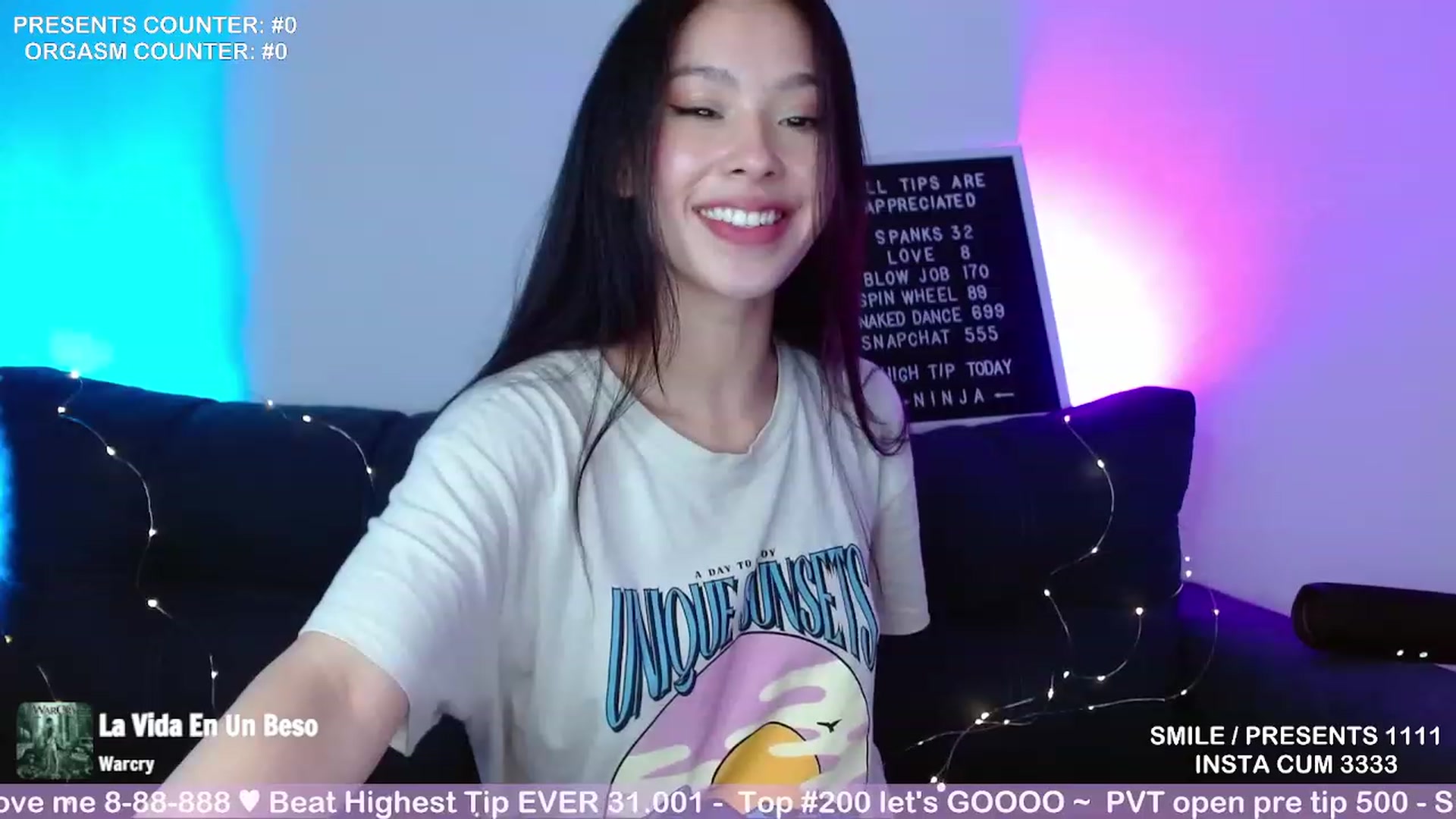 Gallery image thumbnail from Alelelele's myfreecams stream on, 06/27/2023, 15:57 image 6 of 20
