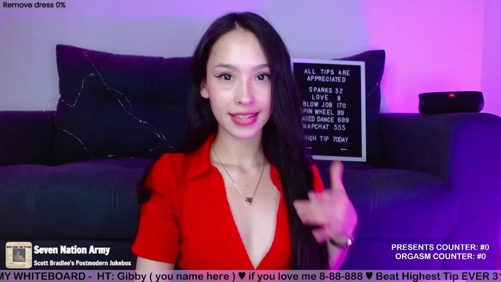 Gallery image thumbnail from Alelelele's myfreecams stream on, 07/10/2023, 16:12 image 1 of 20