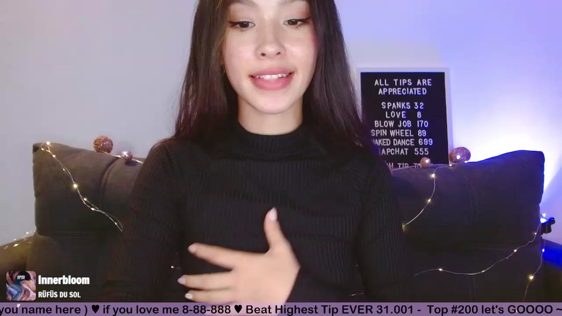Gallery image thumbnail from Alelelele's myfreecams stream on, 07/28/2023, 01:55 image 6 of 20