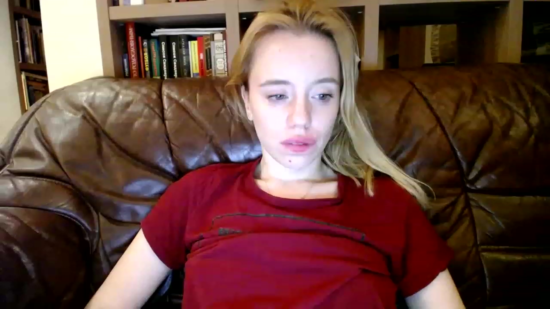 Gallery image thumbnail from Alena29's myfreecams stream on, 12/02/2022, 24:43 image 16 of 20