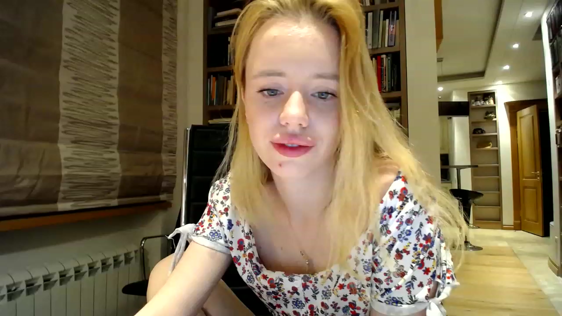 Gallery image thumbnail from Alena29's myfreecams stream on, 12/02/2022, 15:22 image 9 of 20