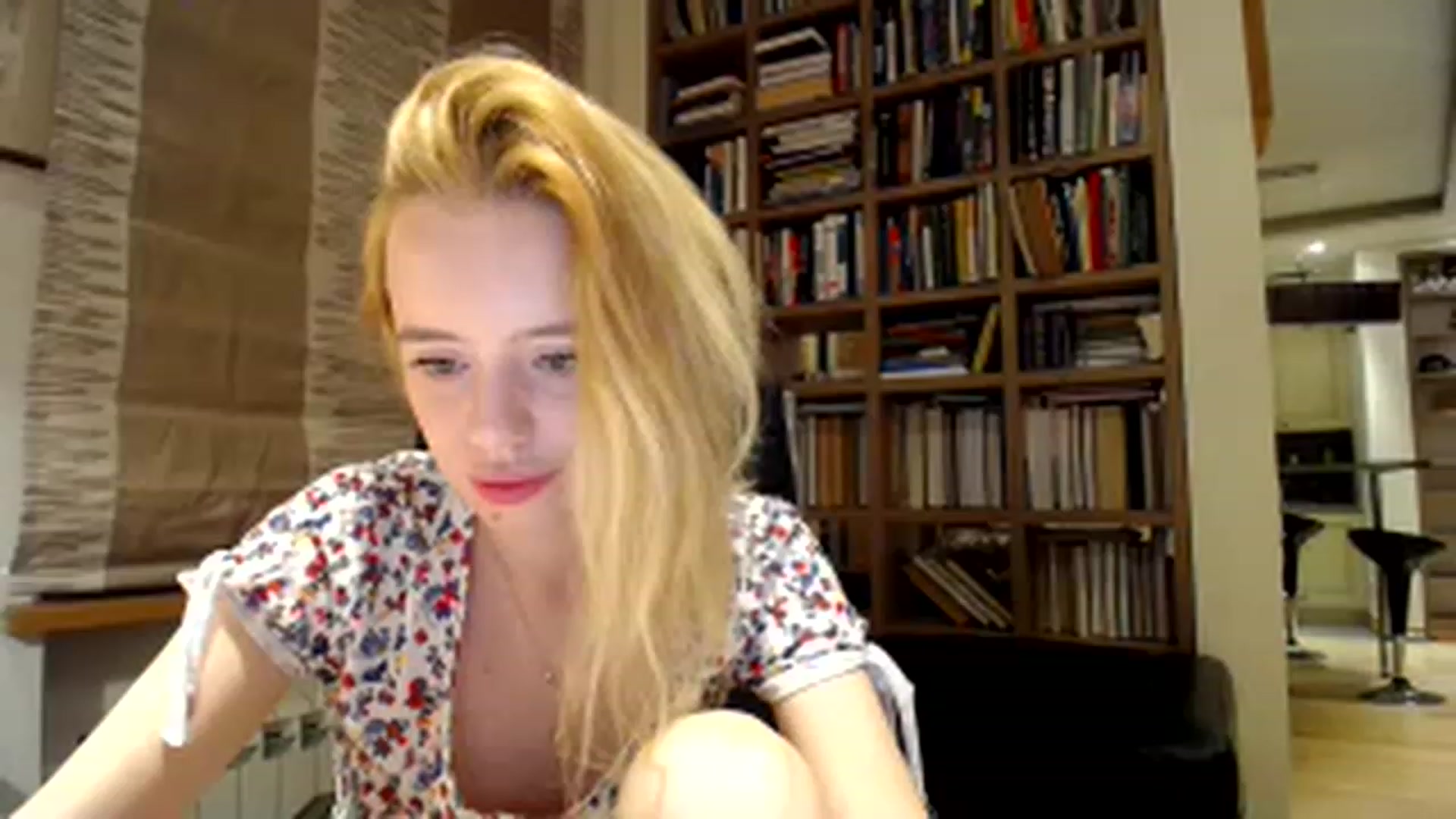Gallery image thumbnail from Alena29's myfreecams stream on, 12/02/2022, 15:22 image 1 of 20