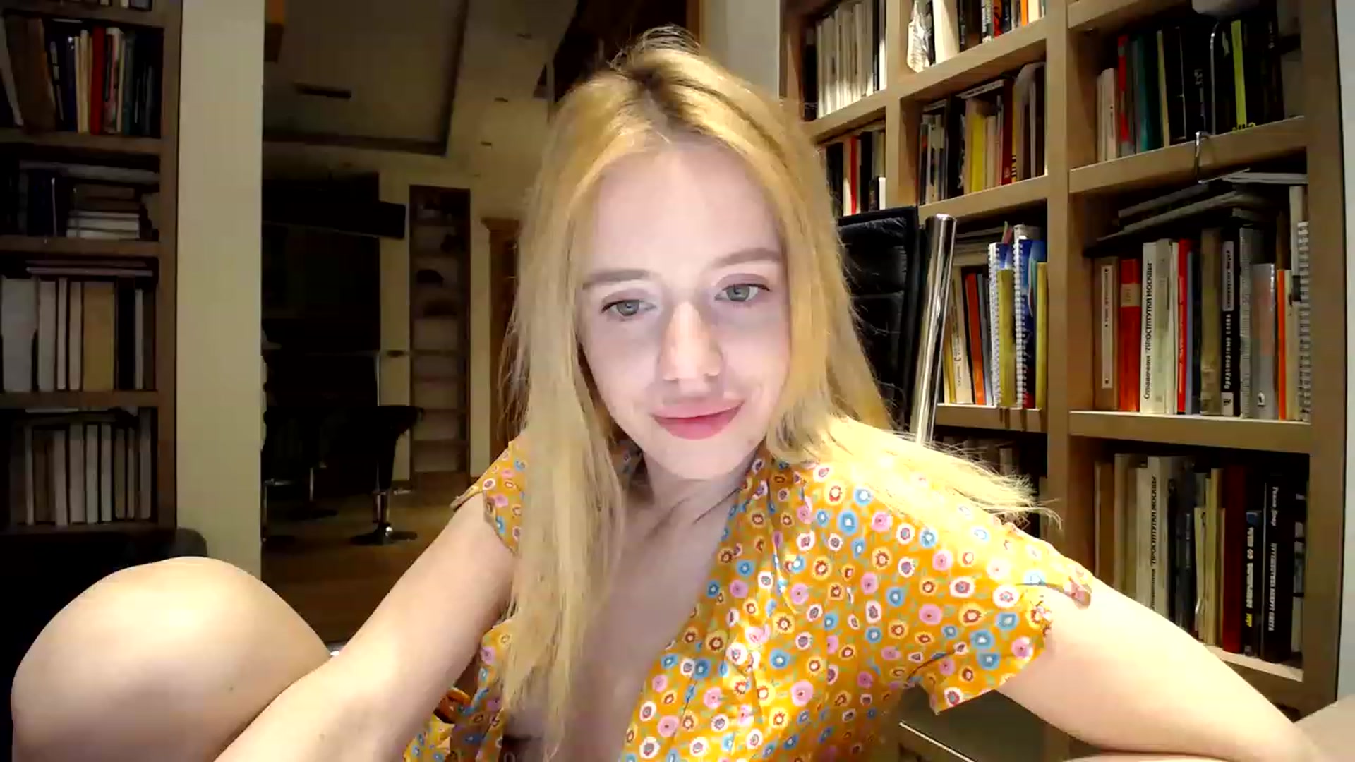 Gallery image thumbnail from Alena29's myfreecams stream on, 12/08/2022, 03:16 image 14 of 20