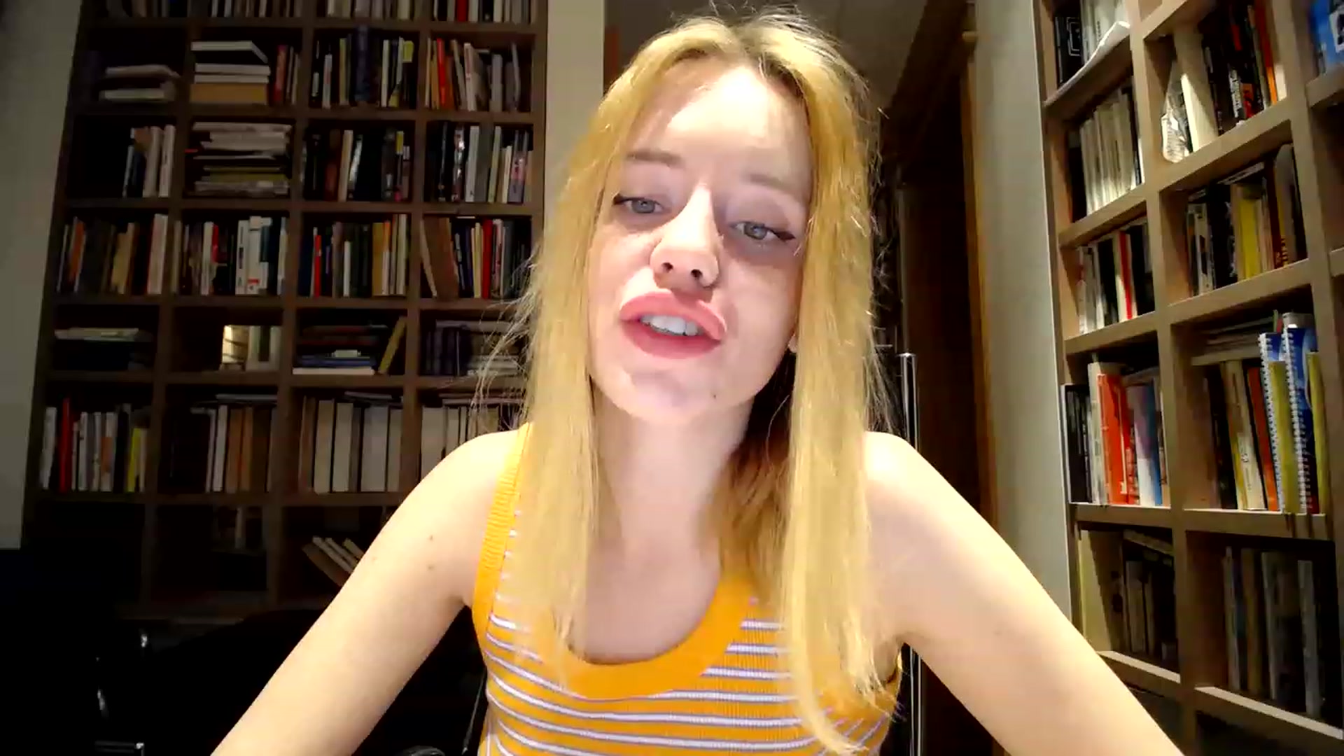 Gallery image thumbnail from Alena29's myfreecams stream on, 12/08/2022, 15:35 image 6 of 20
