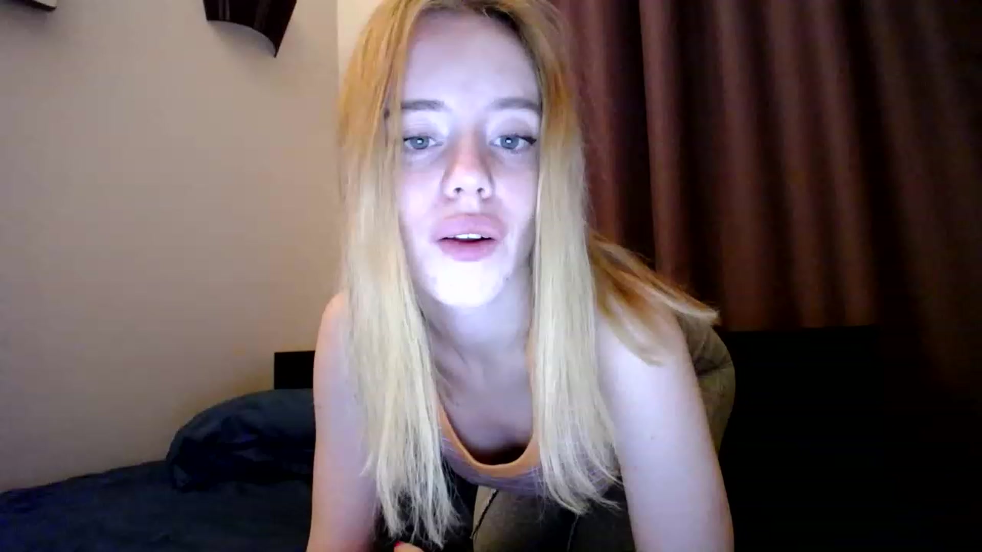 Gallery image thumbnail from Alena29's myfreecams stream on, 12/08/2022, 15:35 image 18 of 20