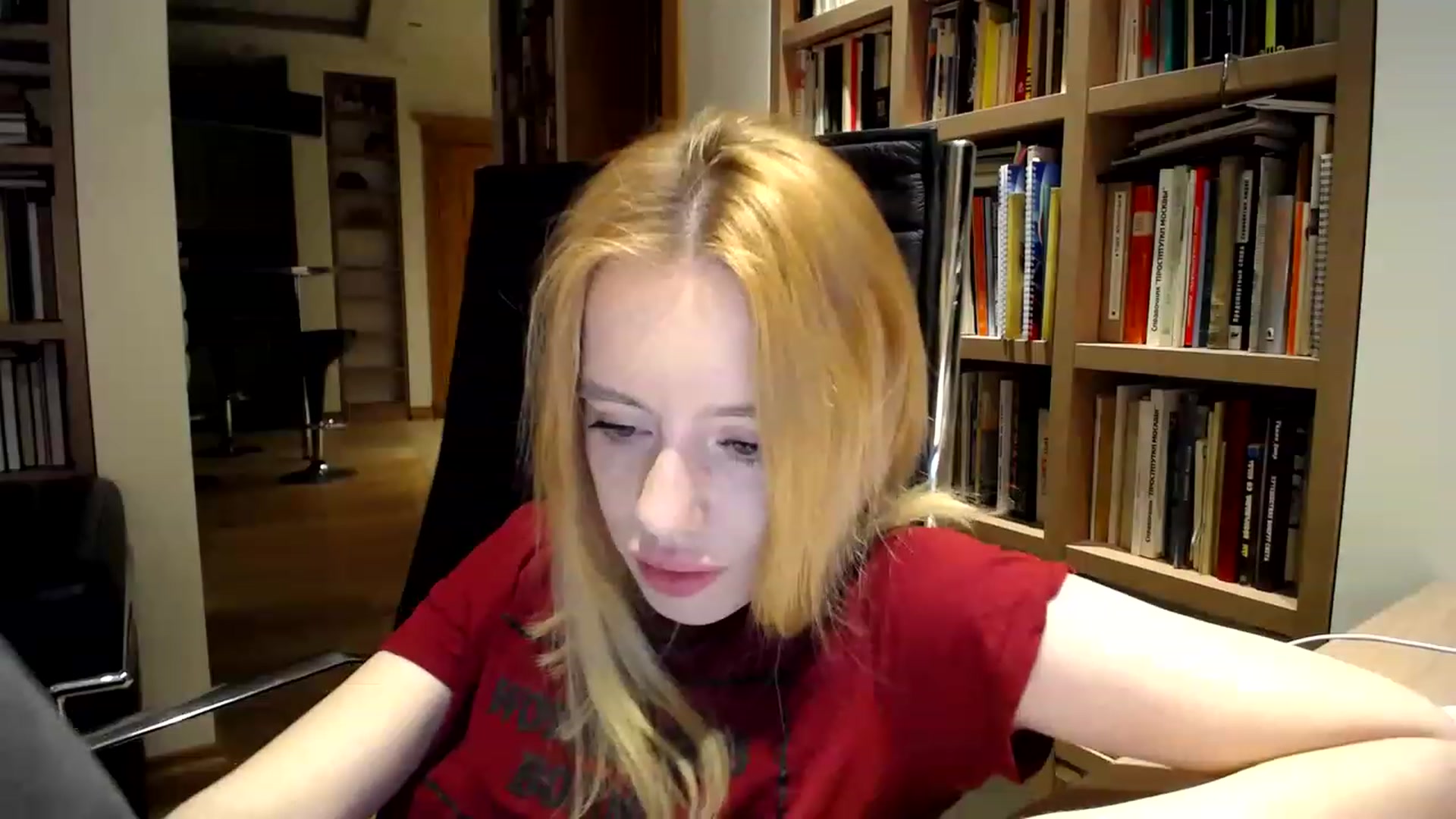 Gallery image thumbnail from Alena29's myfreecams stream on, 12/09/2022, 14:55 image 8 of 20