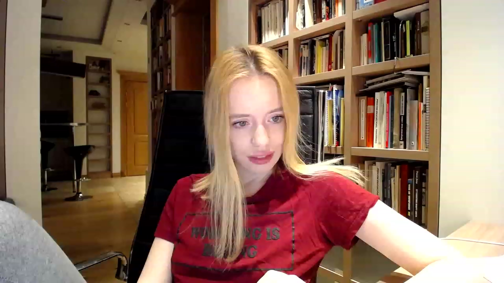 Gallery image thumbnail from Alena29's myfreecams stream on, 12/09/2022, 14:55 image 5 of 20