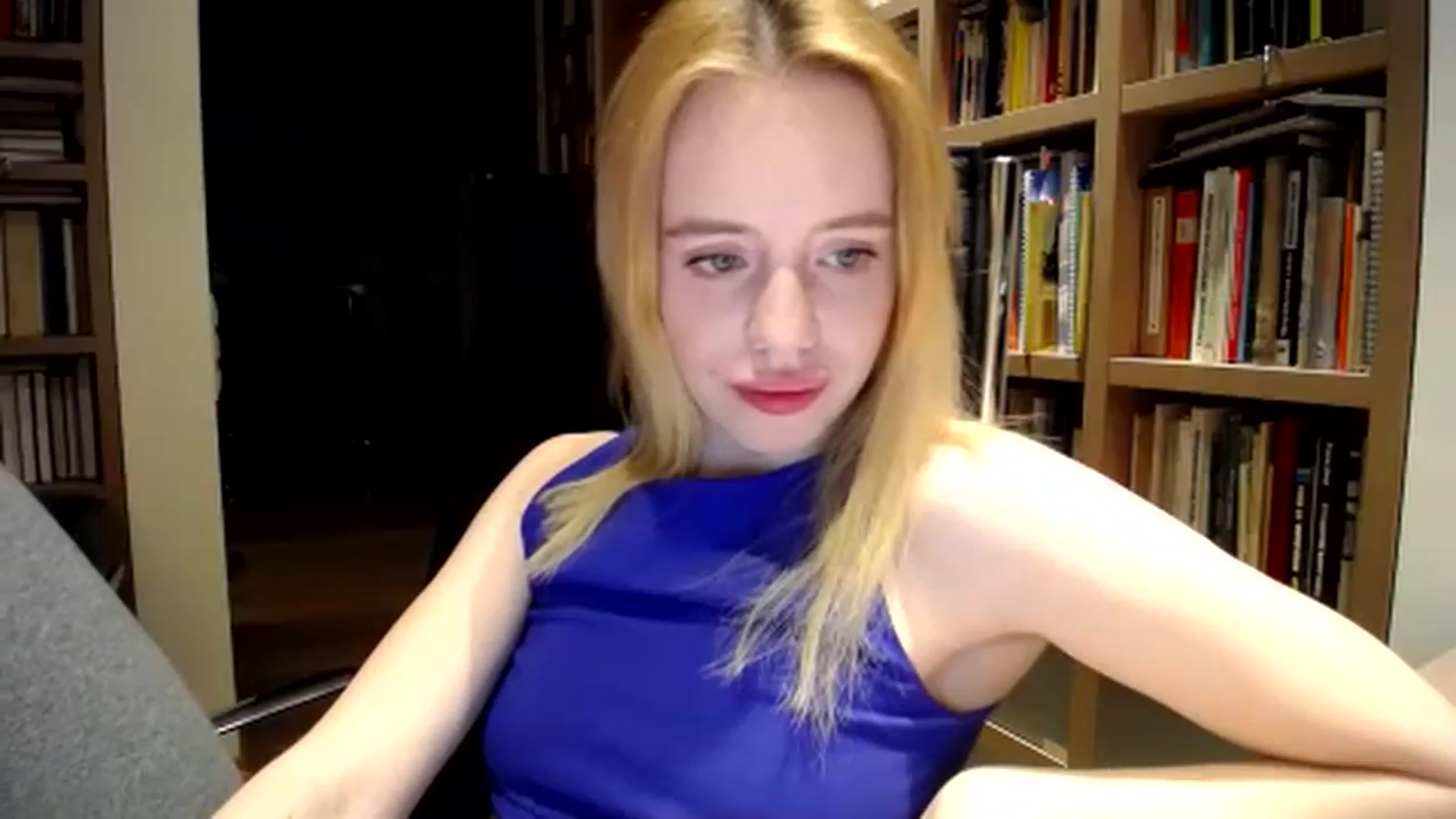 Gallery image thumbnail from Alena29's myfreecams stream on, 12/12/2022, 01:29 image 20 of 20