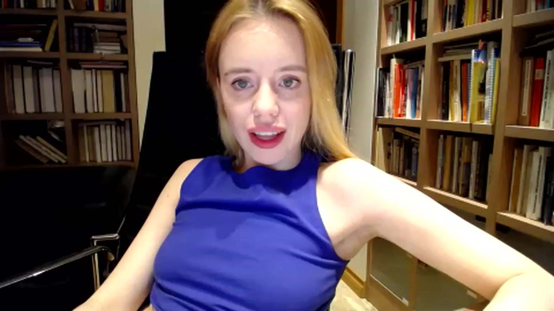 Gallery image thumbnail from Alena29's myfreecams stream on, 12/12/2022, 01:29 image 2 of 20