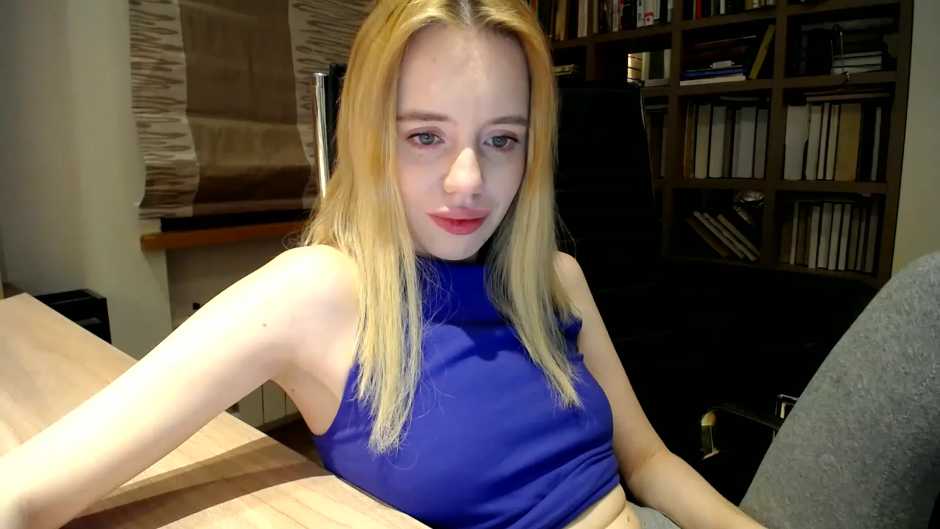 Gallery image thumbnail from Alena29's myfreecams stream on, 12/12/2022, 02:04 image 14 of 20