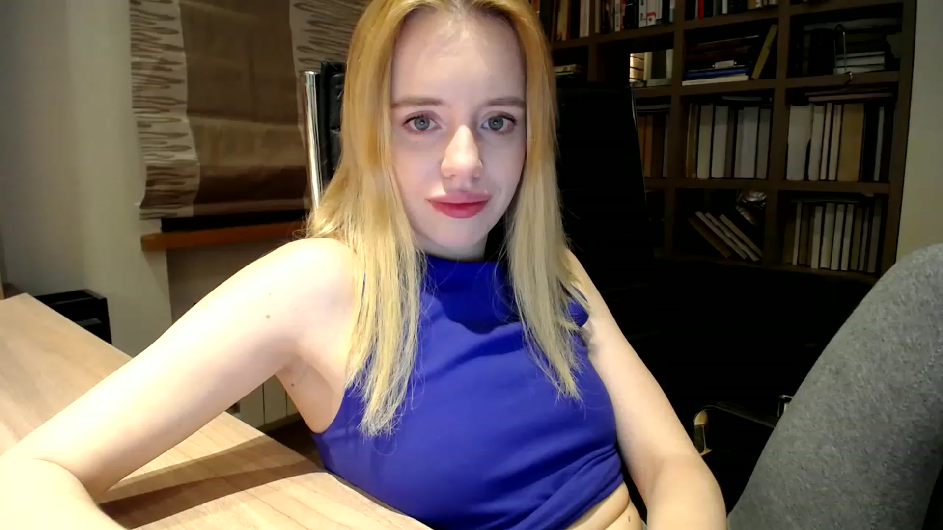 Gallery image thumbnail from Alena29's myfreecams stream on, 12/12/2022, 02:04 image 12 of 20