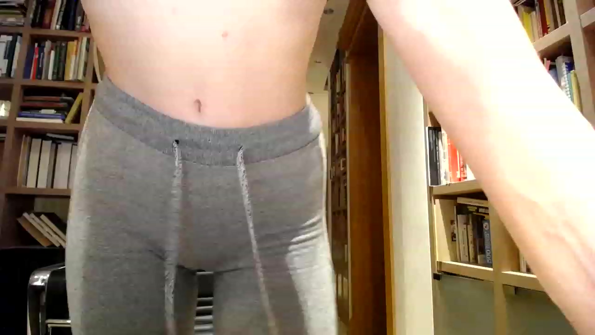 Gallery image thumbnail from Alena29's myfreecams stream on, 12/12/2022, 16:03 image 6 of 20