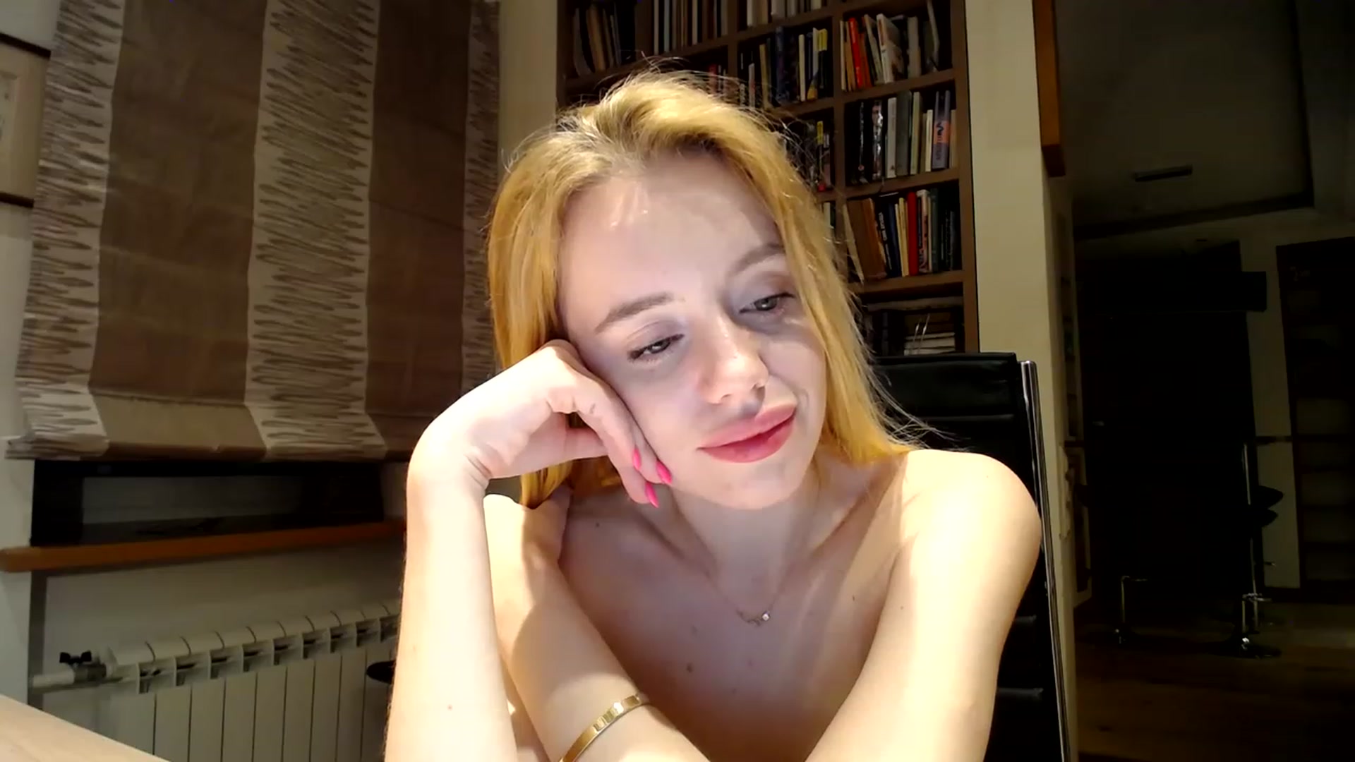 Gallery image thumbnail from Alena29's myfreecams stream on, 01/25/2023, 23:45 image 20 of 20