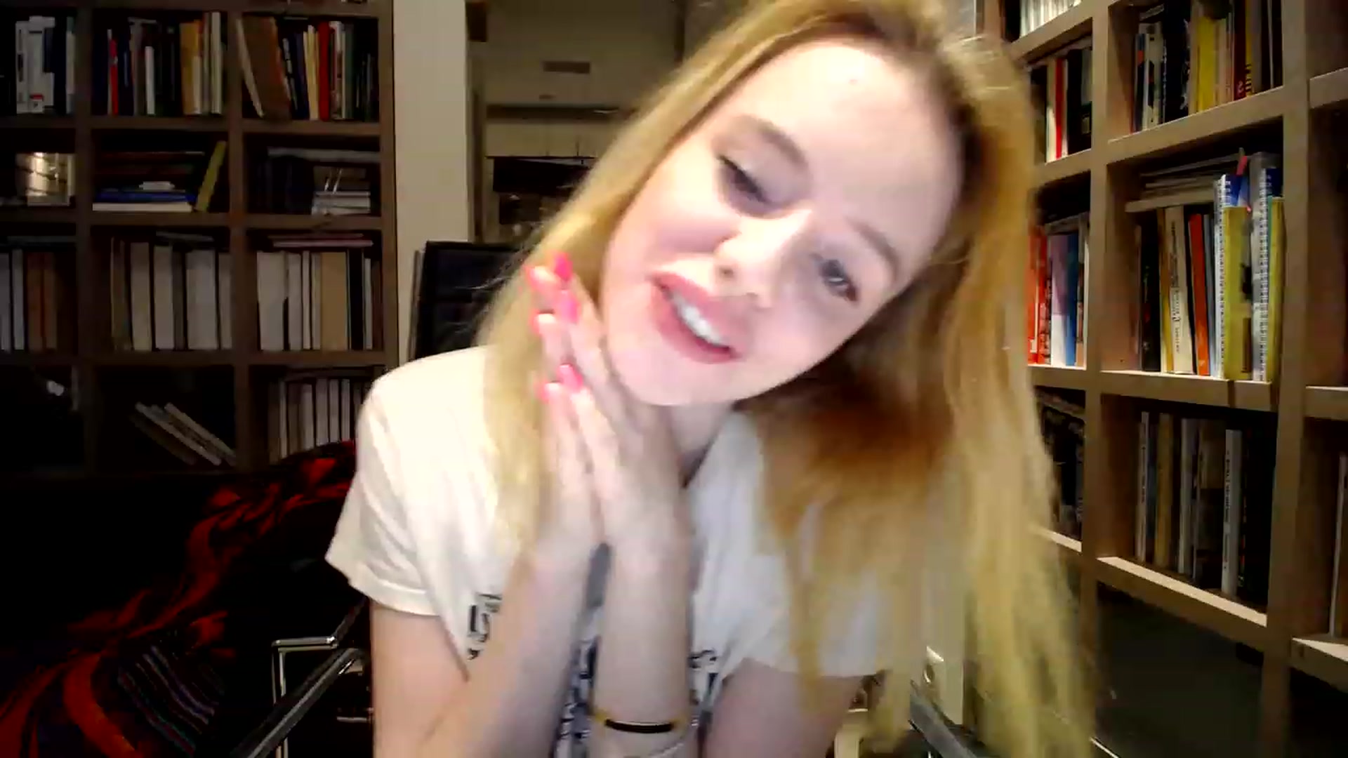 Gallery image thumbnail from Alena29's myfreecams stream on, 02/02/2023, 16:30 image 15 of 20
