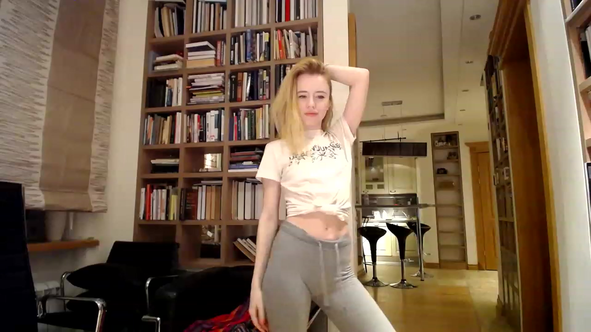 Gallery image thumbnail from Alena29's myfreecams stream on, 02/02/2023, 16:30 image 7 of 20