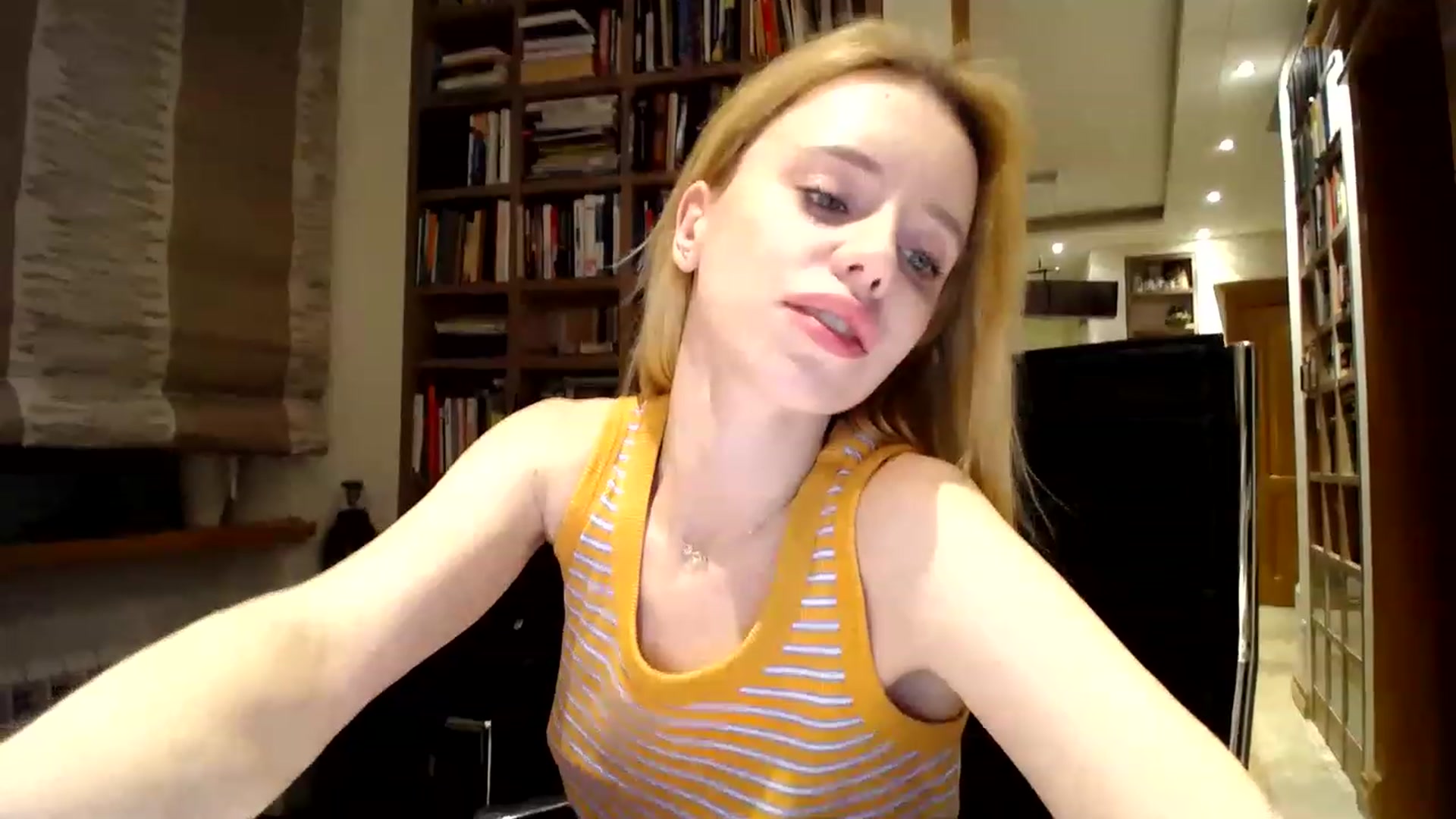 Gallery image thumbnail from Alena29's myfreecams stream on, 02/04/2023, 16:27 image 19 of 20