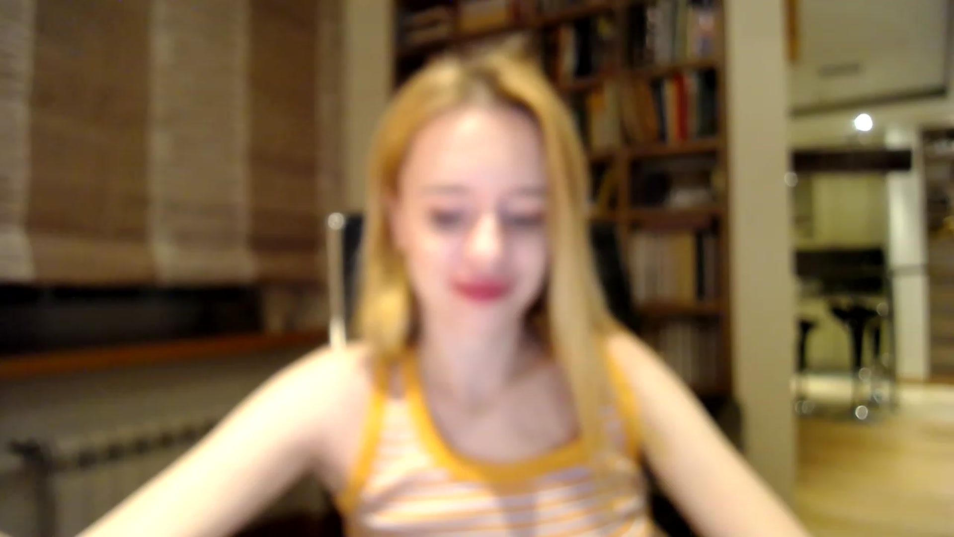 Gallery image thumbnail from Alena29's myfreecams stream on, 02/04/2023, 16:45 image 11 of 20