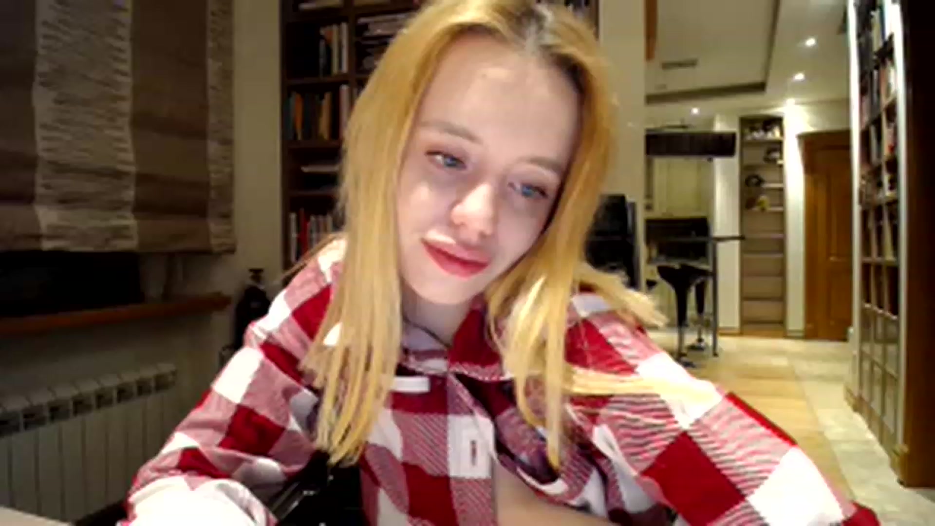Gallery image thumbnail from Alena29's myfreecams stream on, 02/07/2023, 23:17 image 15 of 20