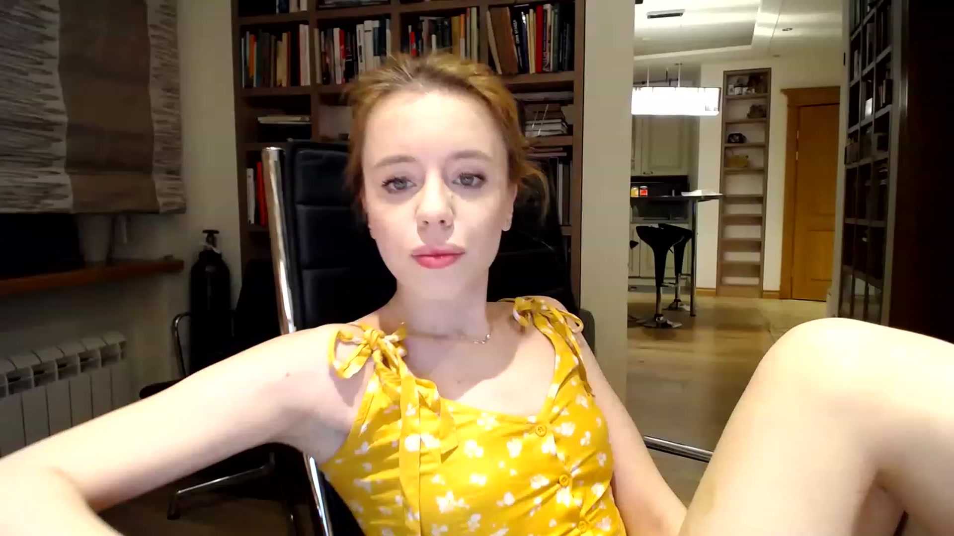 Gallery image thumbnail from Alena29's myfreecams stream on, 02/12/2023, 21:01 image 12 of 20