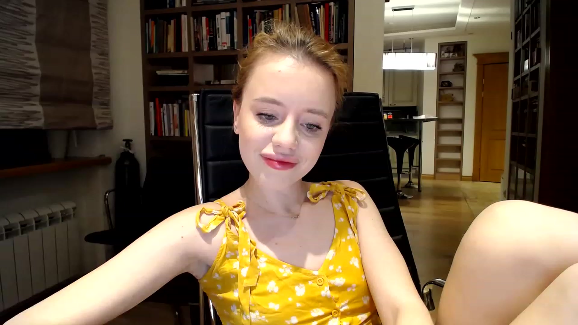 Gallery image thumbnail from Alena29's myfreecams stream on, 02/12/2023, 21:01 image 8 of 20