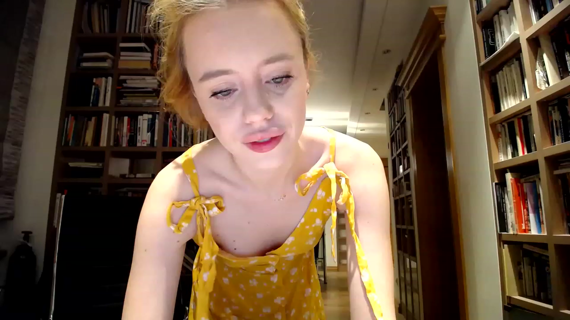 Gallery image thumbnail from Alena29's myfreecams stream on, 02/12/2023, 21:01 image 20 of 20